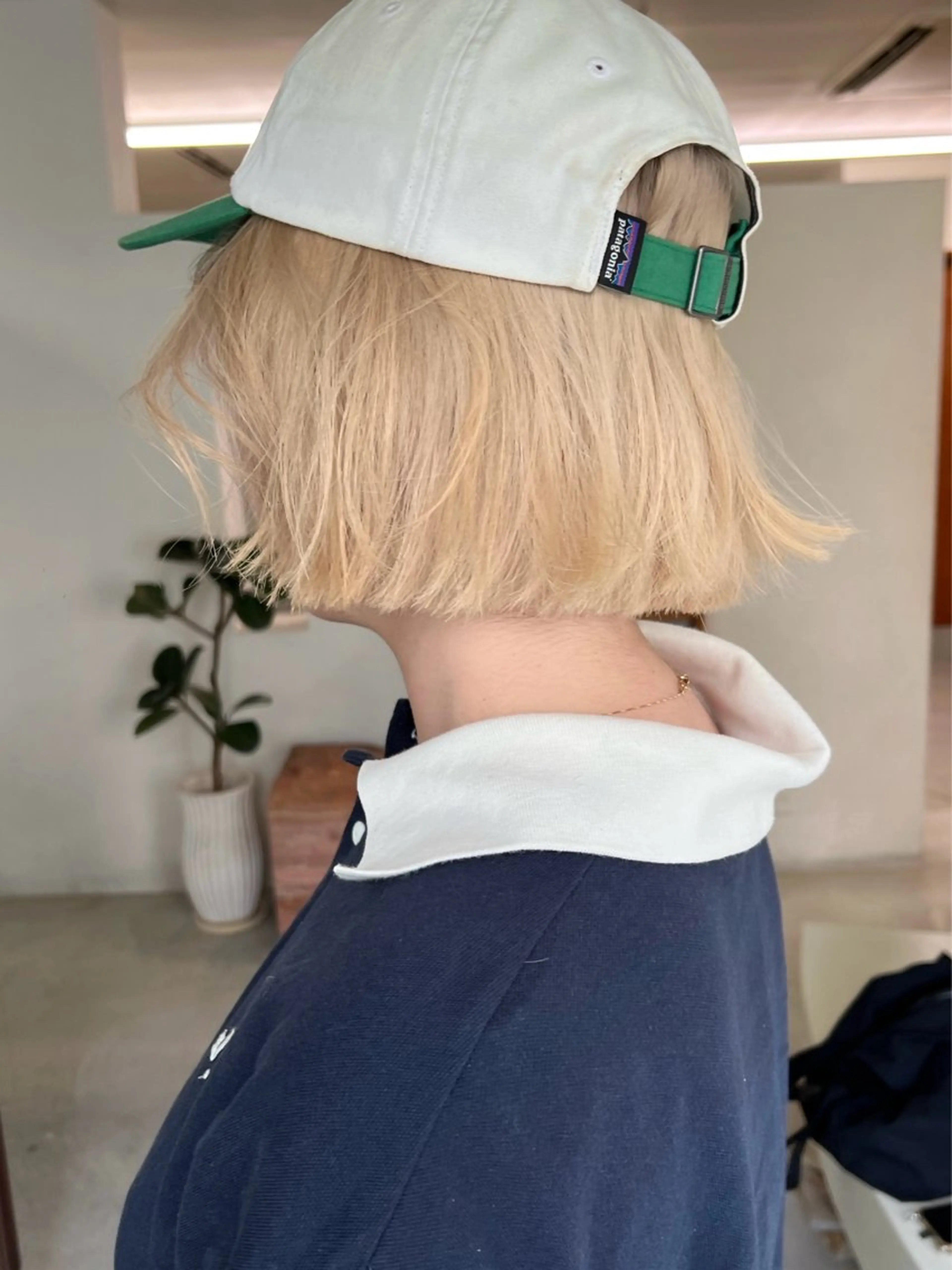 ミディアム カラー カット ヘアカラー トリートメント 小林 美咲のヘアスタイル