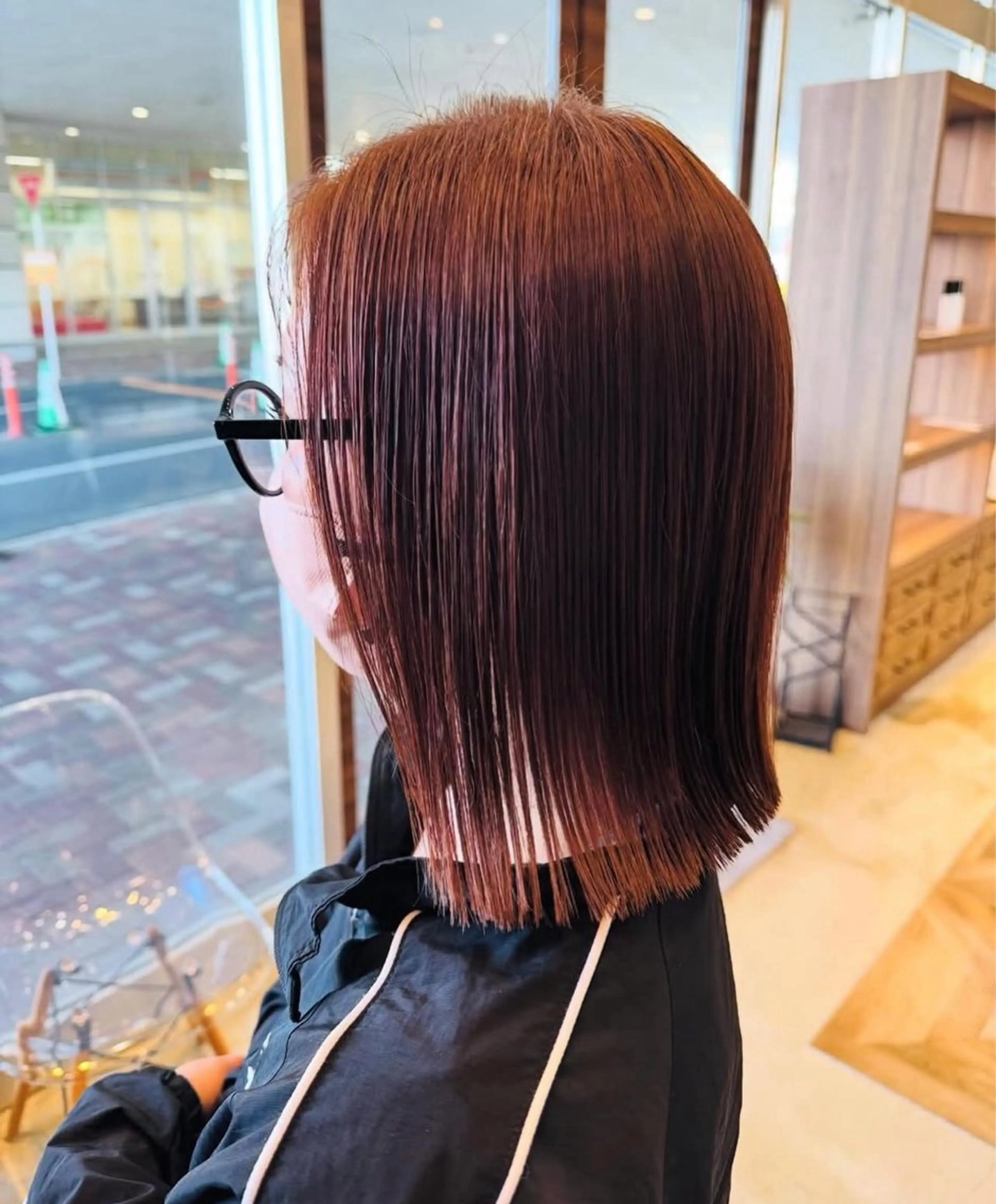 ミディアム カラー 勝山 碧のヘアスタイル