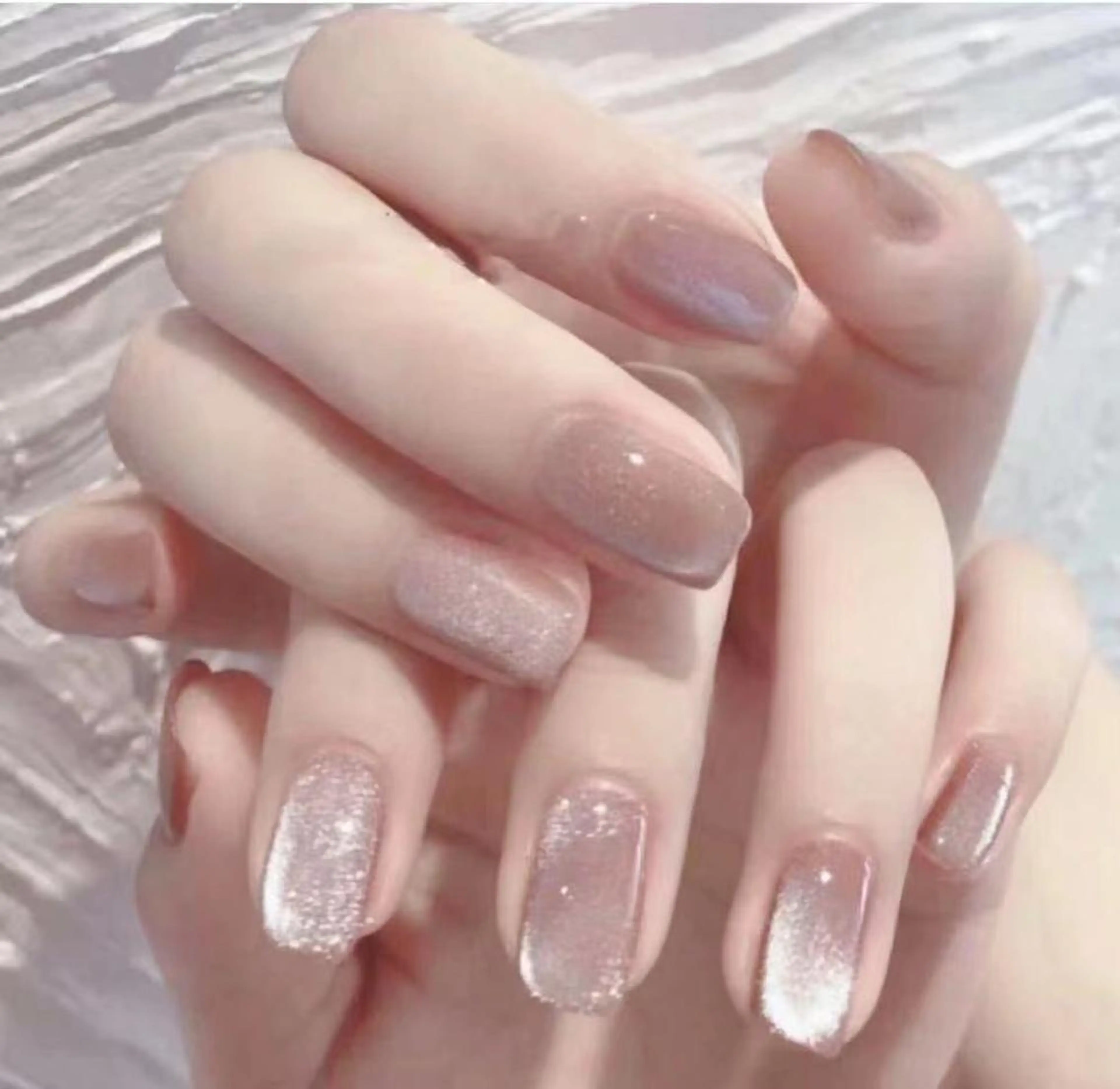 ネイル ハンドネイル Queens ciciのネイルデザイン