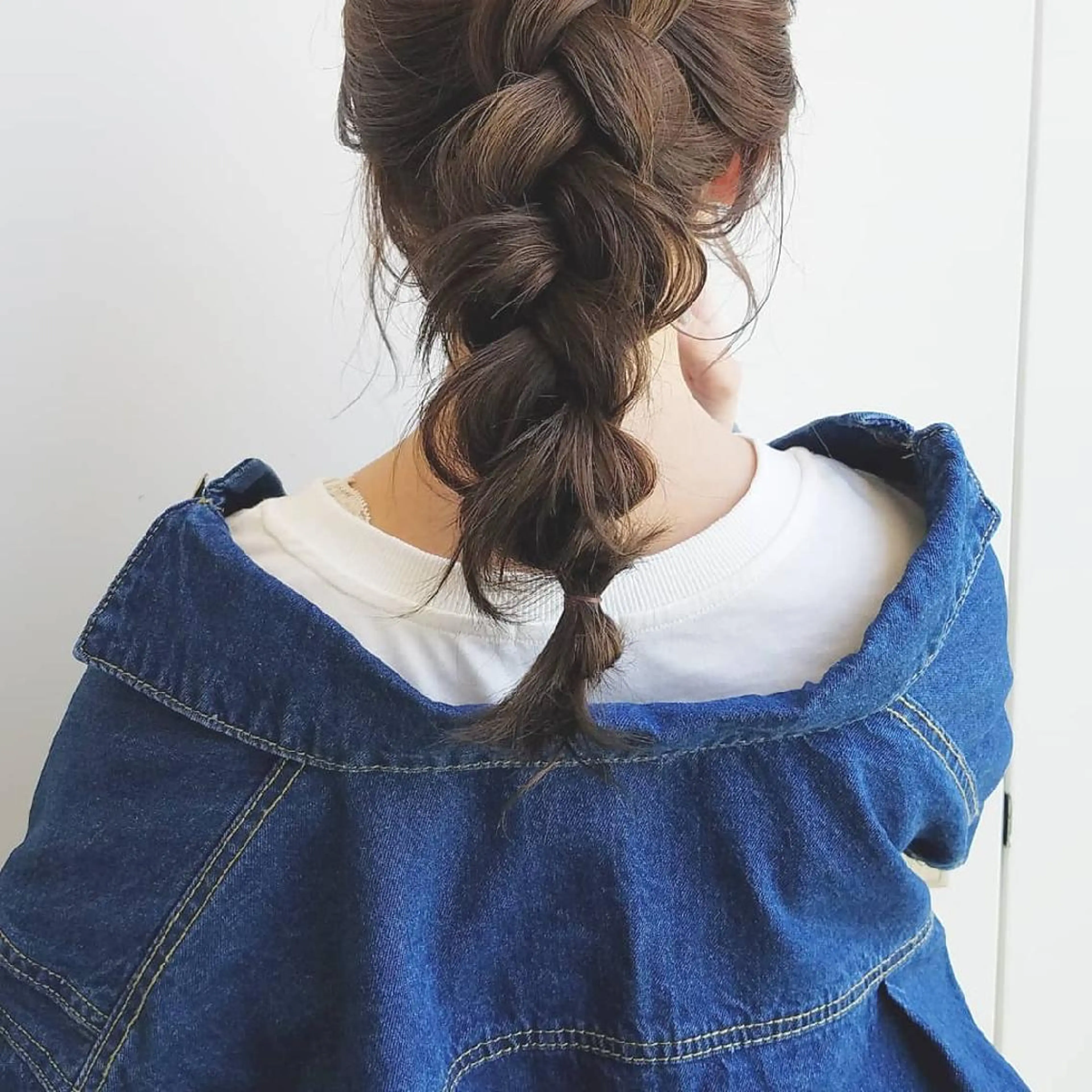 ヘアアレンジ iplus まつげ、眉毛、耳つぼのマツエク・マツパデザイン