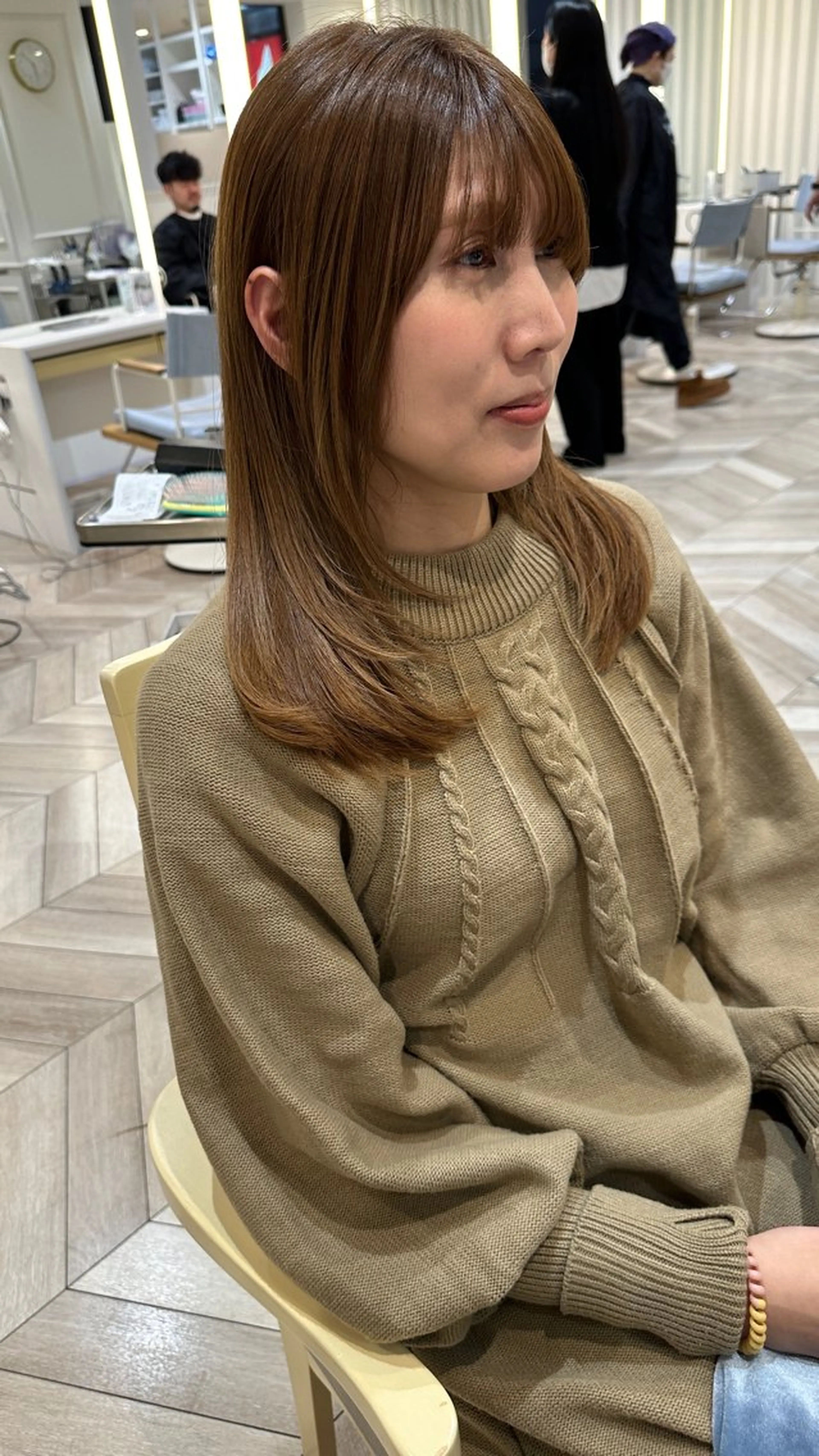 セミロング カラー カット ヘアカラー トリートメント 小顔レイヤー/ ベージュ🤍Rieのヘアスタイル