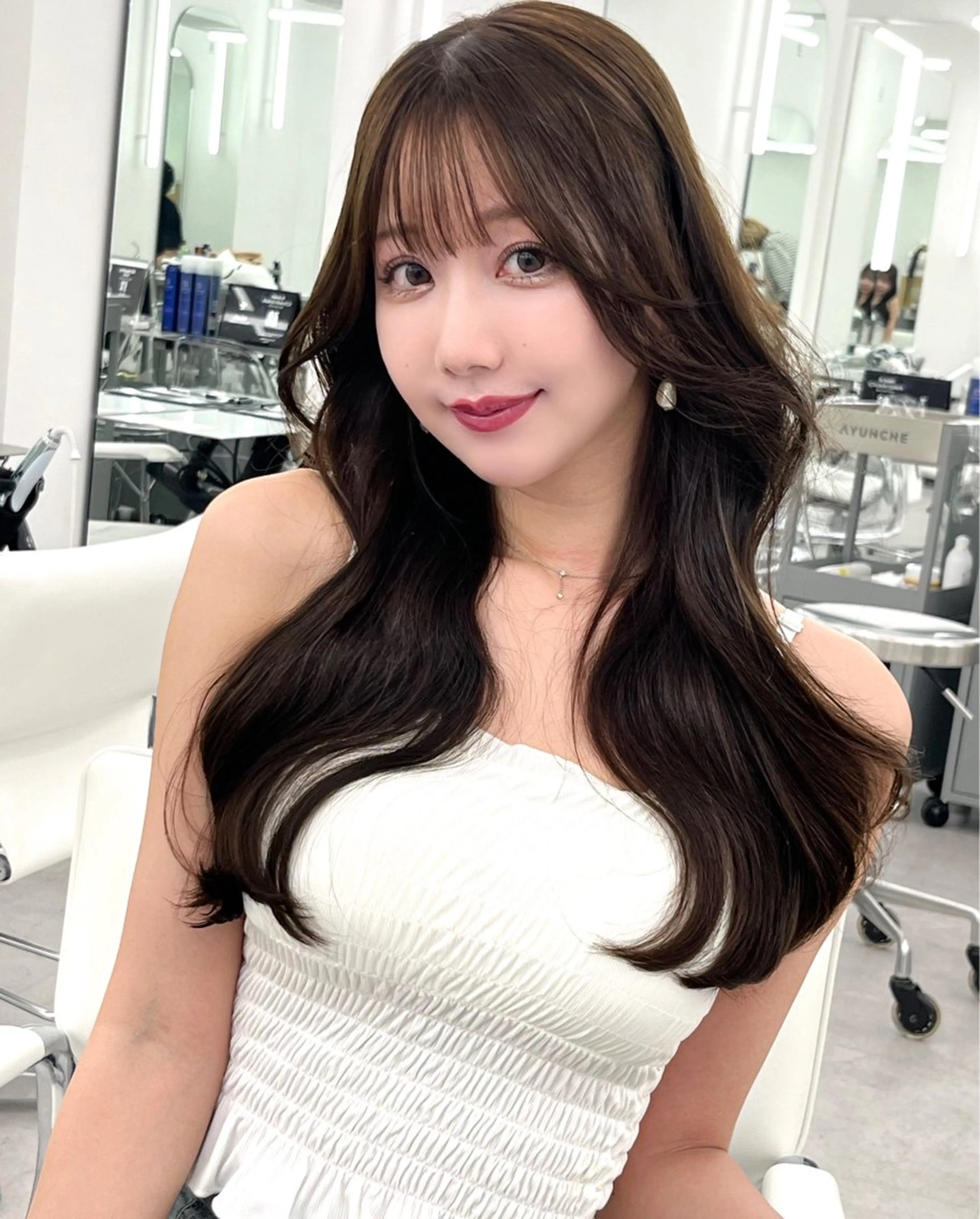 カラー アッシュ ベージュカラー 黒髪 ブリーチ ブルーカラー 透明感カラー✨🩵 韓国ヘアkanatoのヘアスタイル