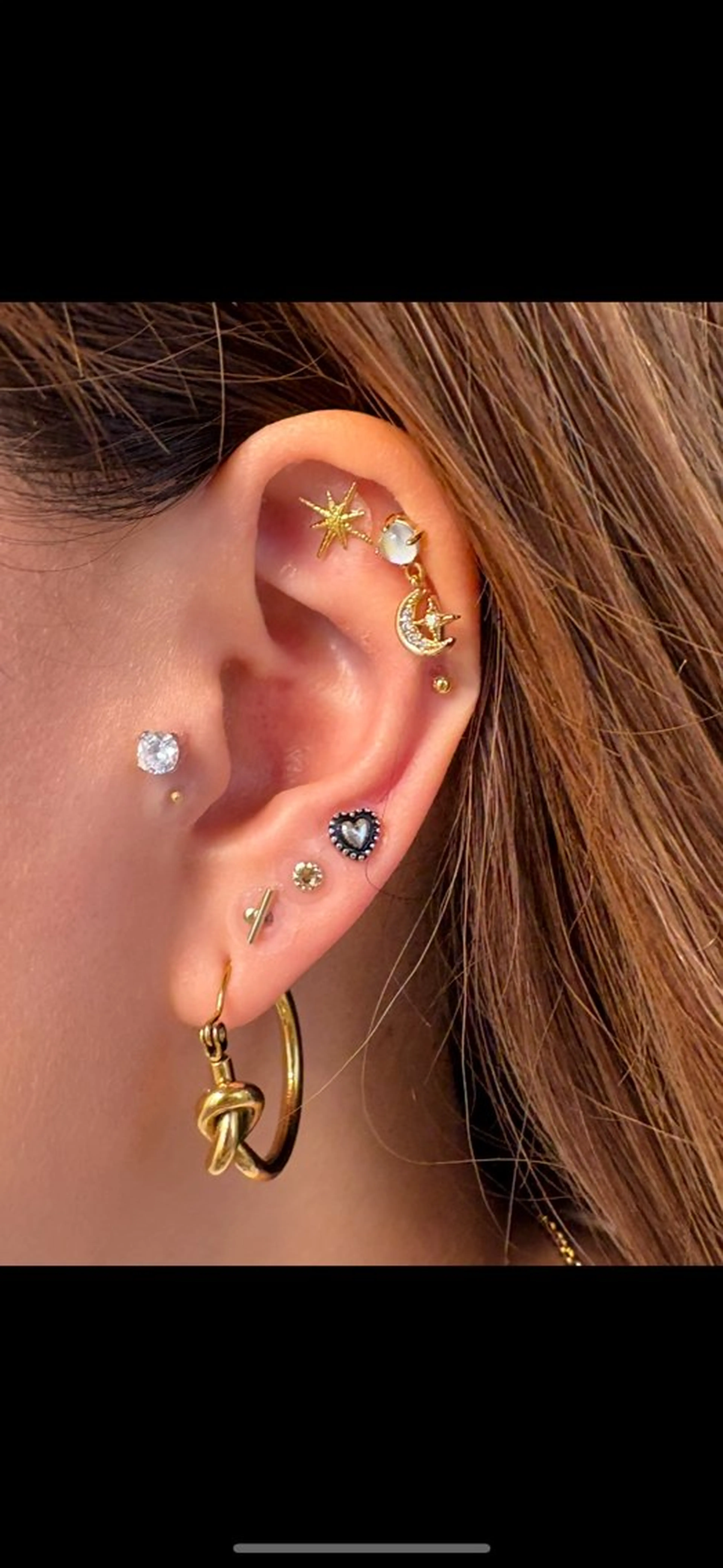 耳ツボジュエリー12粒💎👂🏻の写真