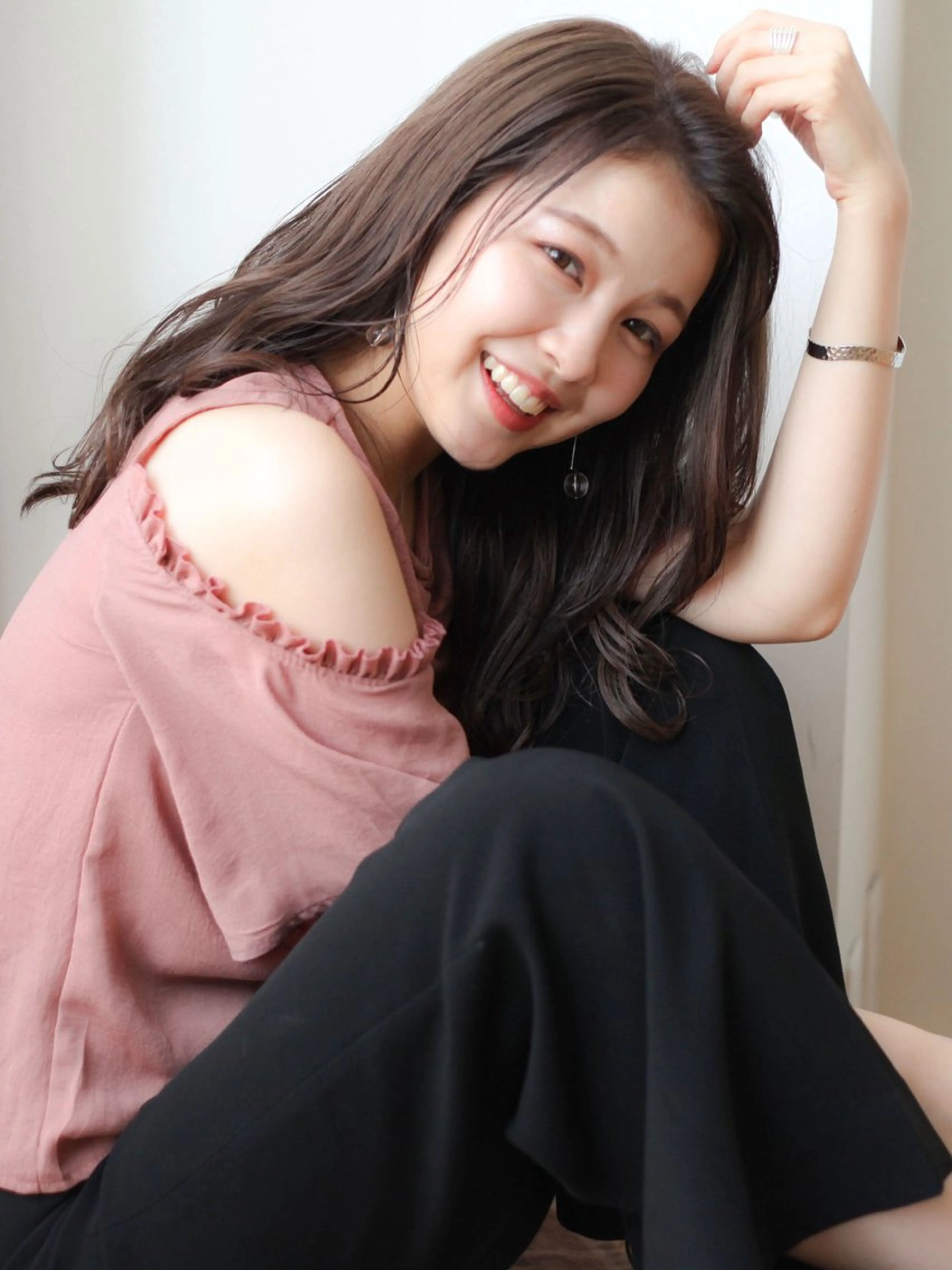 ロング カラー パーマ ヘアアレンジ ブラウンカラー ダークブラウン カット ヘアカラー トリートメント VIVIE【ヴィヴィ】所属・髪質改善/韓国風 レイヤー/田村祐樹のヘアスタイル