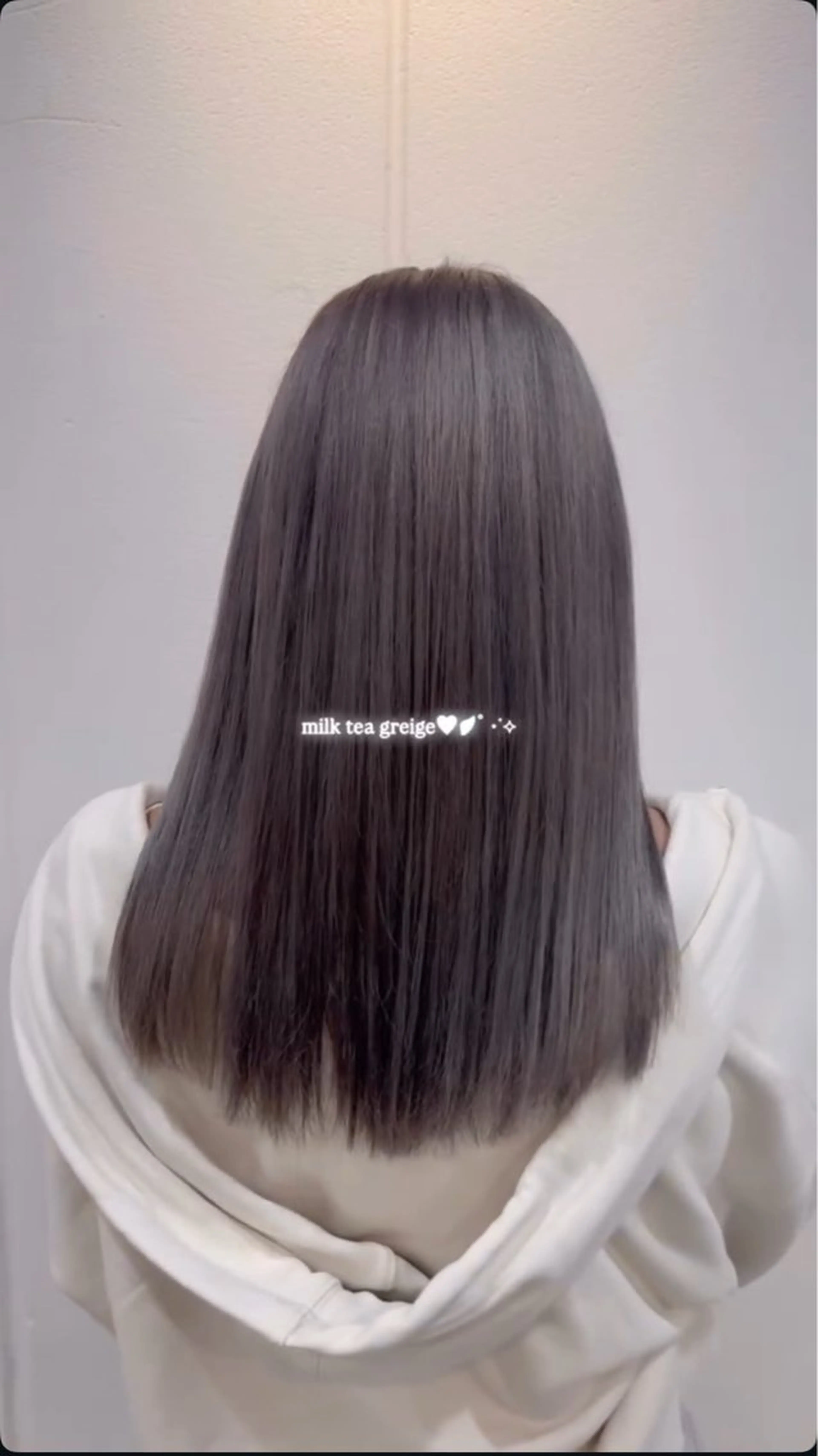 ロング カラー ブリーチ 透明感カラー グレージュ ミルクティーグレージュ KANO/ lolonois梅田のヘアスタイル