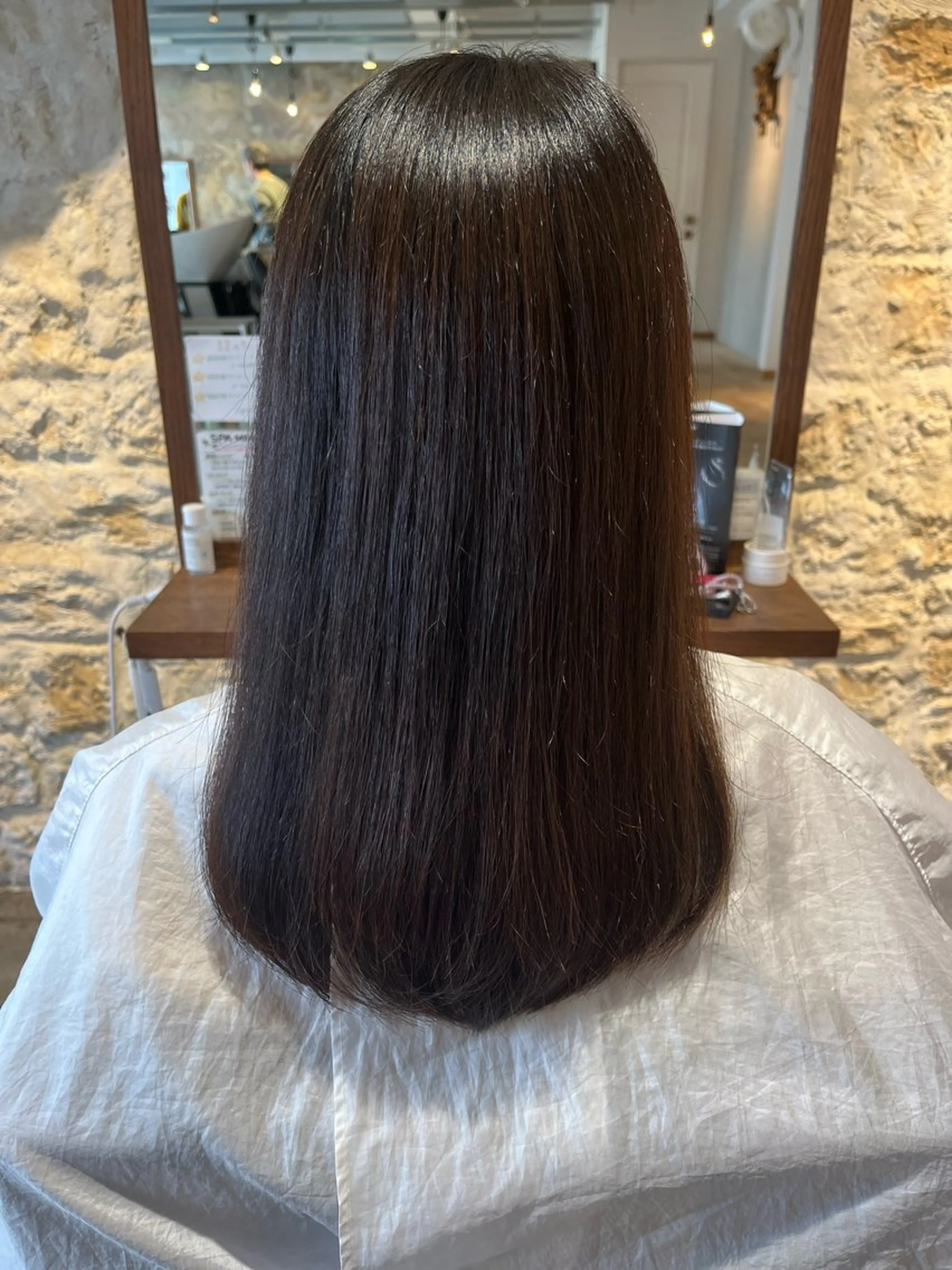 ロング 安田 純香のヘアスタイル