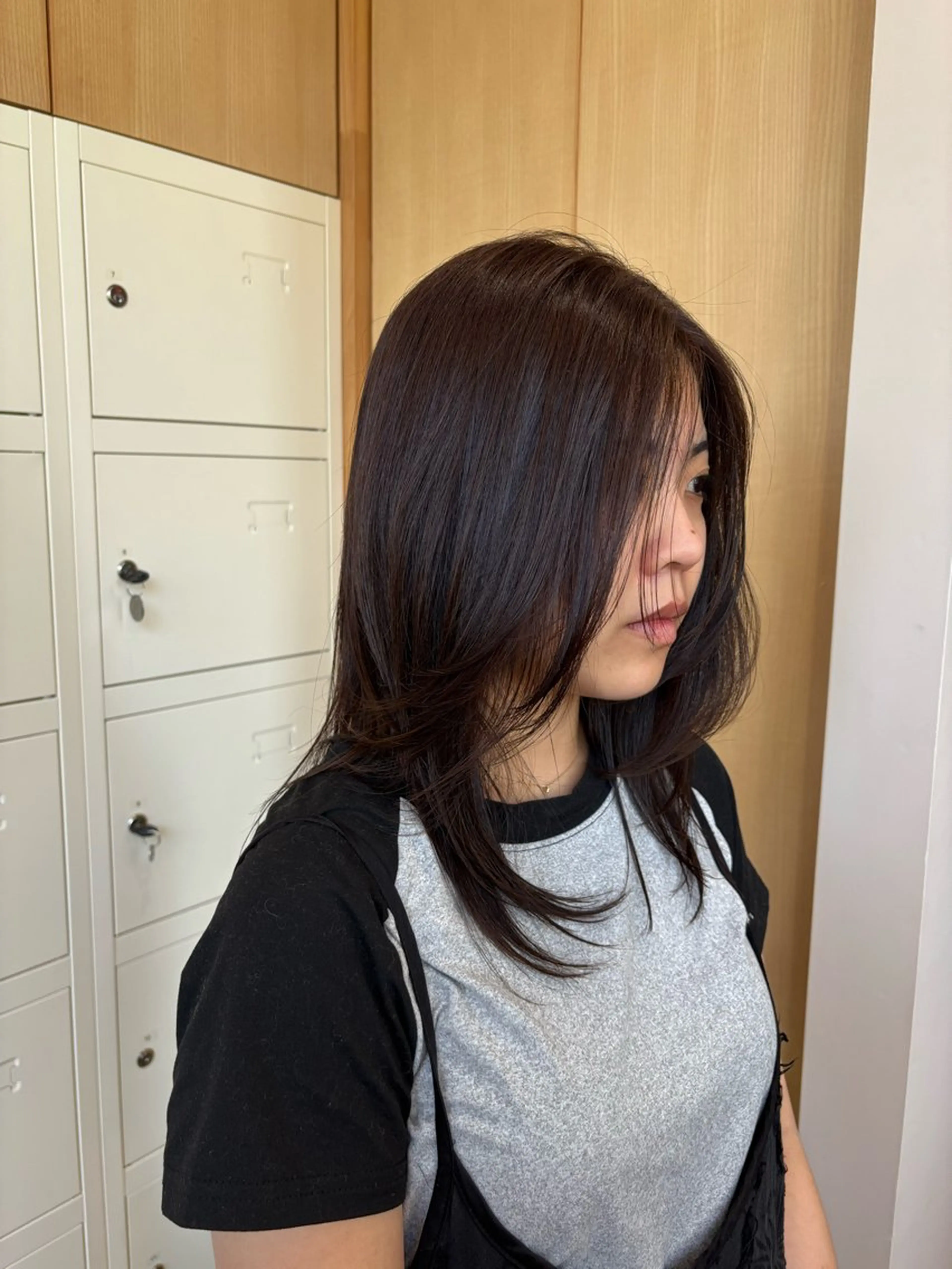 ロング アッシュ アッシュグレー アッシュグレージュ ヘアカラー トリートメント 明るい白髪染◎イノセ セントヘアRyotaのヘアスタイル