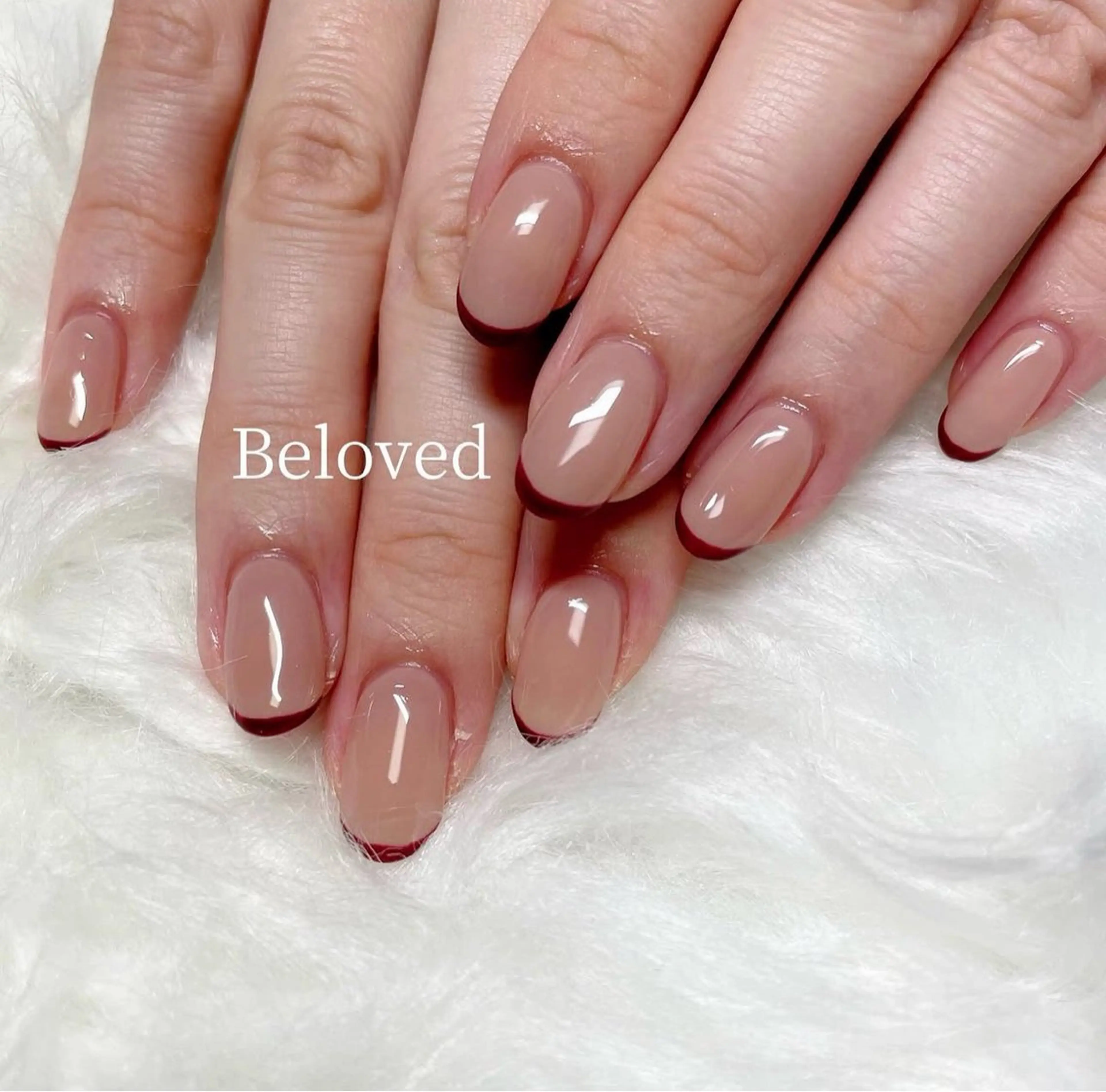 【hand】(オフあり)チップ長さだしワンカラー／ラメグラネイル✨の写真