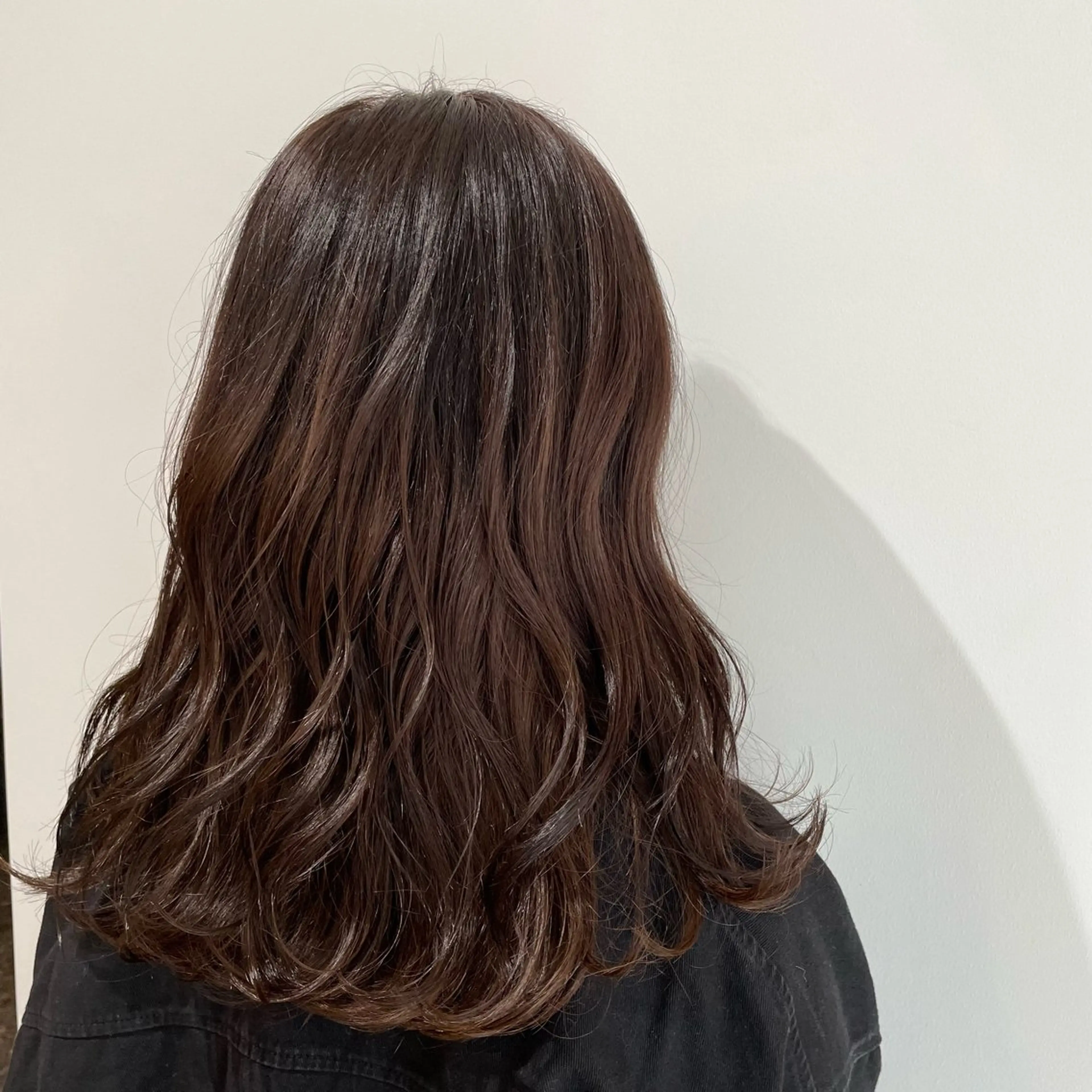 ロング カラー ブラウンカラー カット ヘアカラー 透明感カラー さきのヘアスタイル