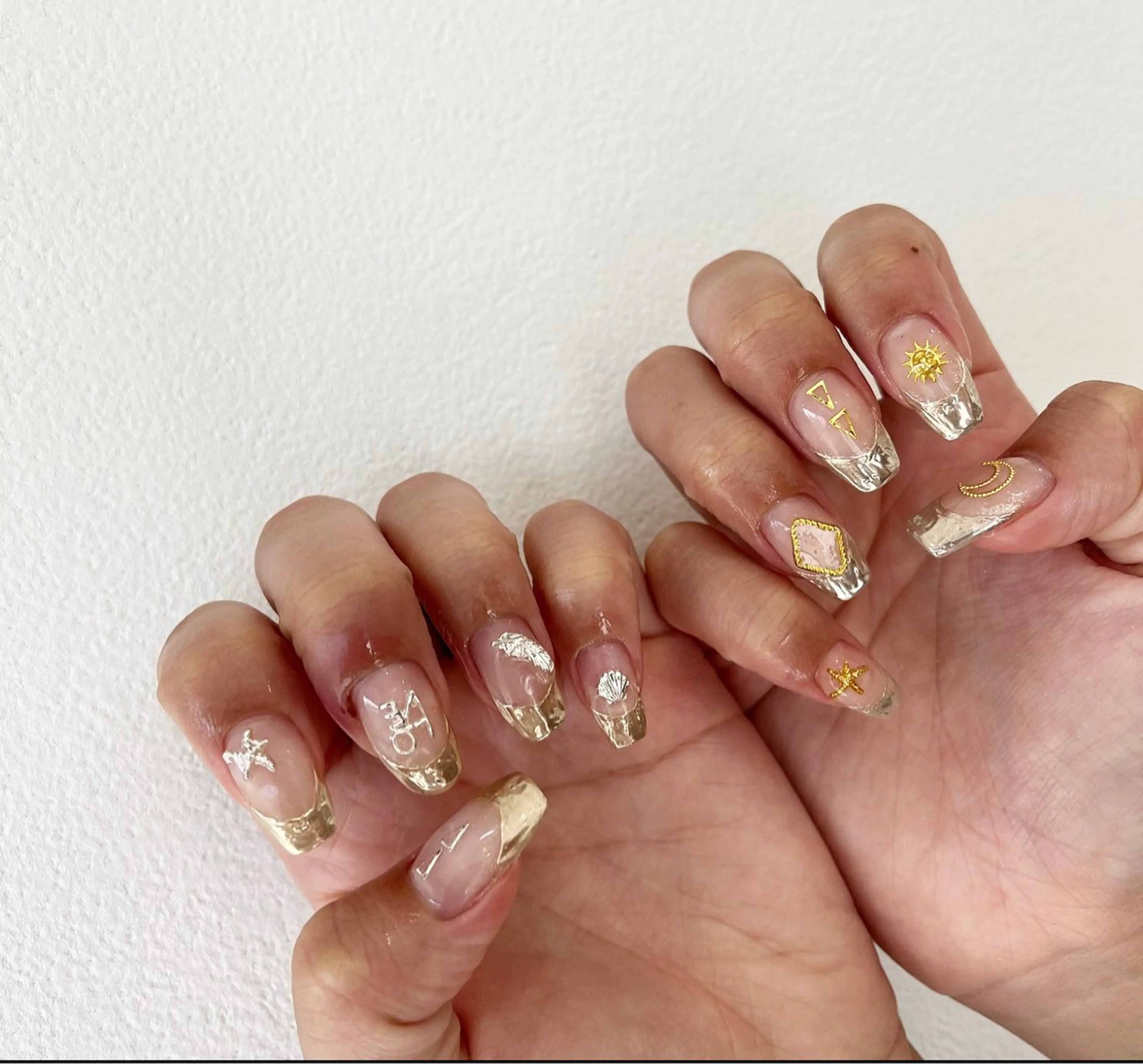 ネイル フレンチネイル ミラーネイル 夏ネイル #Amin nail salonのネイルデザイン