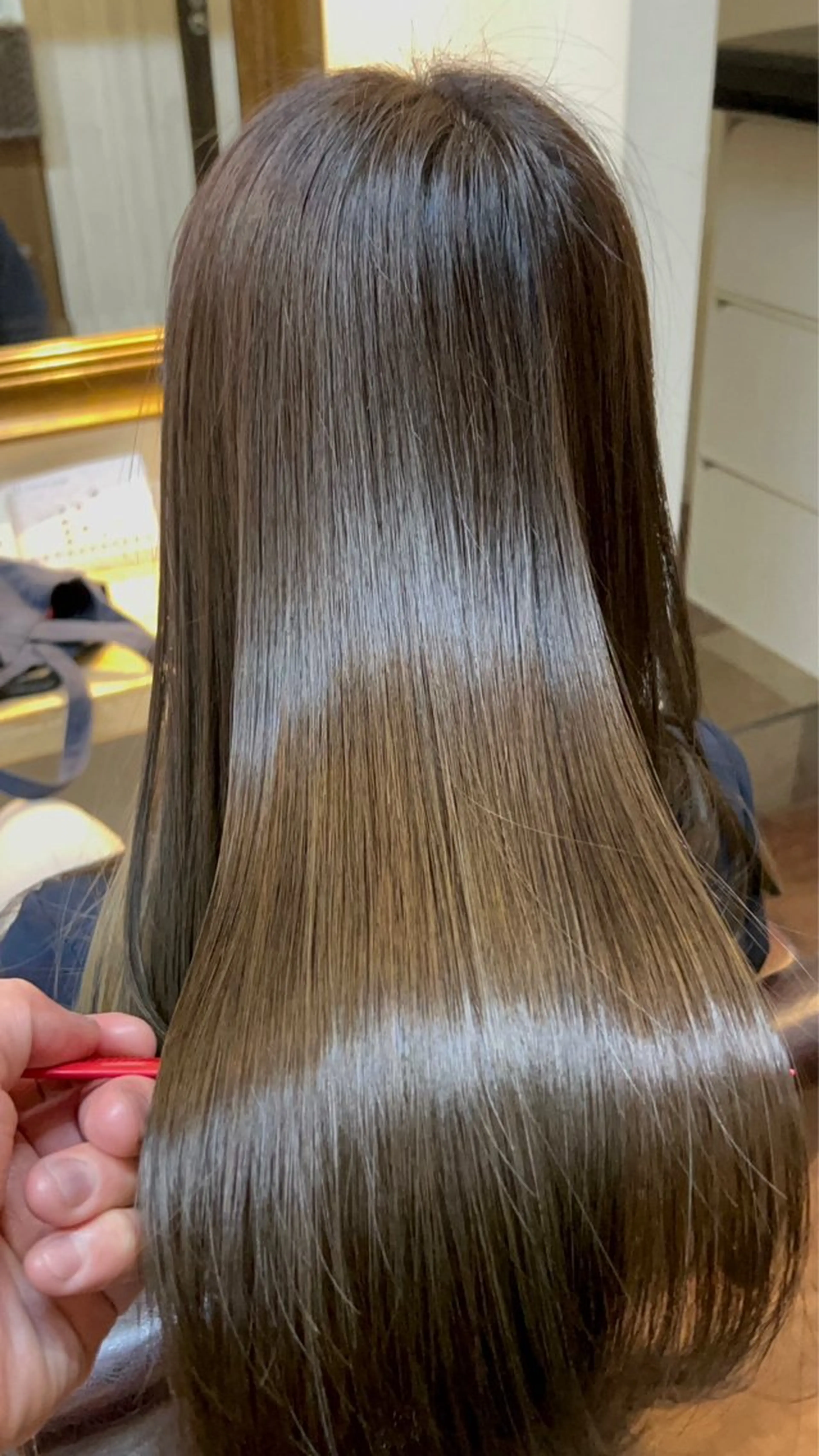 ロング wakana／ カット／ハイライトのヘアスタイル