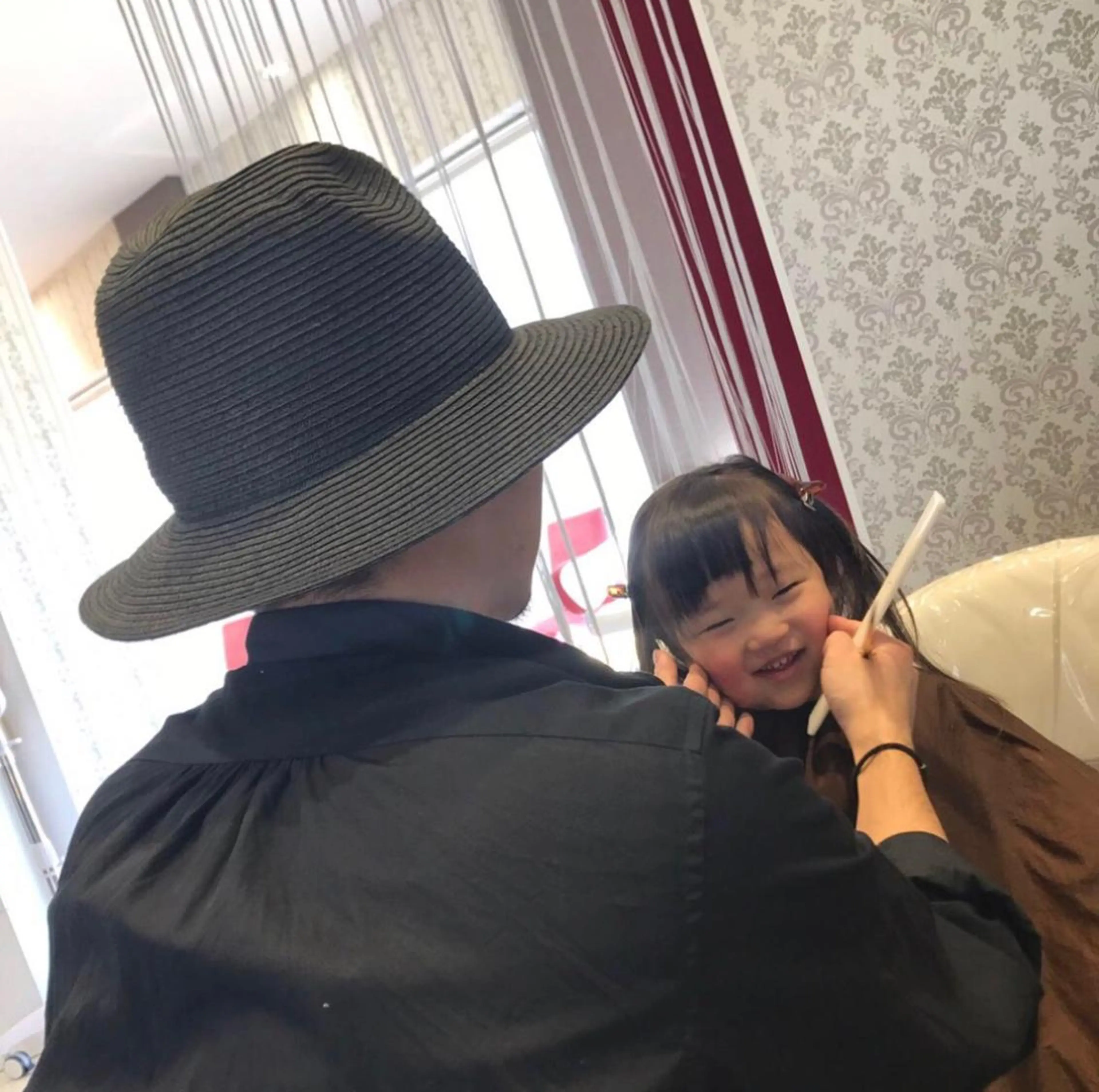 ショート アンドウ ユウ/ レイヤーカット/韓国のヘアスタイル