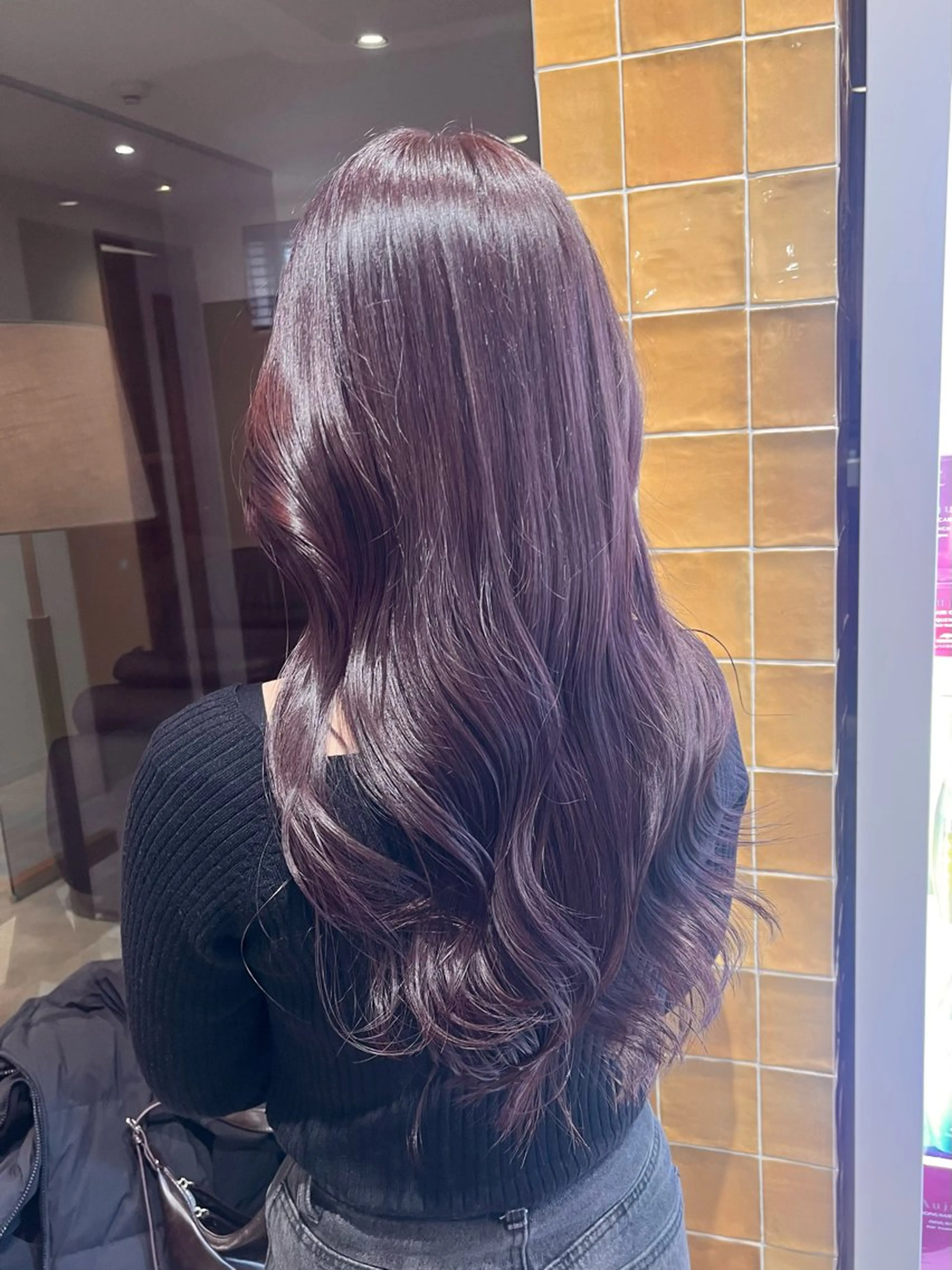 ロング カラー ブリーチ ブラウンカラー ケアカラー ラベンダーカラー ブリーチなしカラー ヘアカラー トリートメント ﾚｲﾔｰ🩵透明感 ೀユイ🌙のヘアスタイル