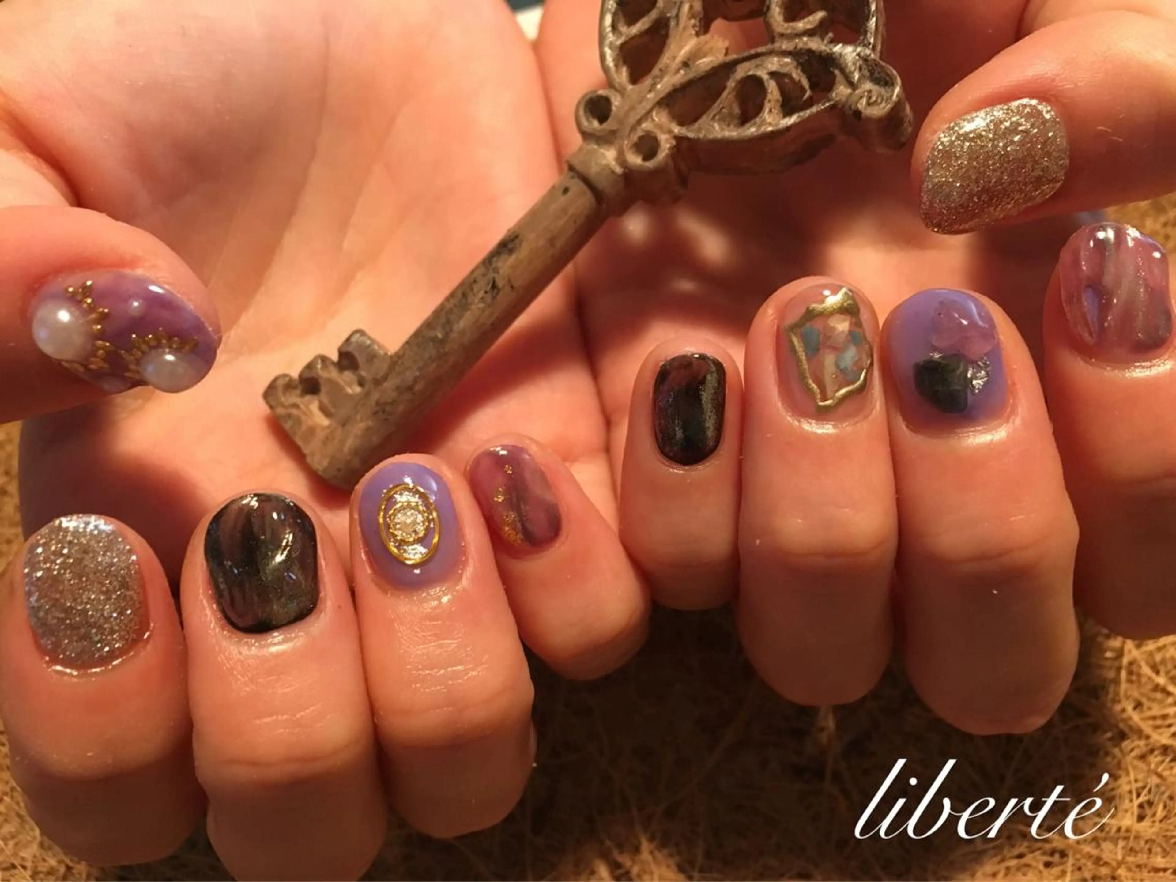 ネイル liberté (リベルテ)のネイルデザイン