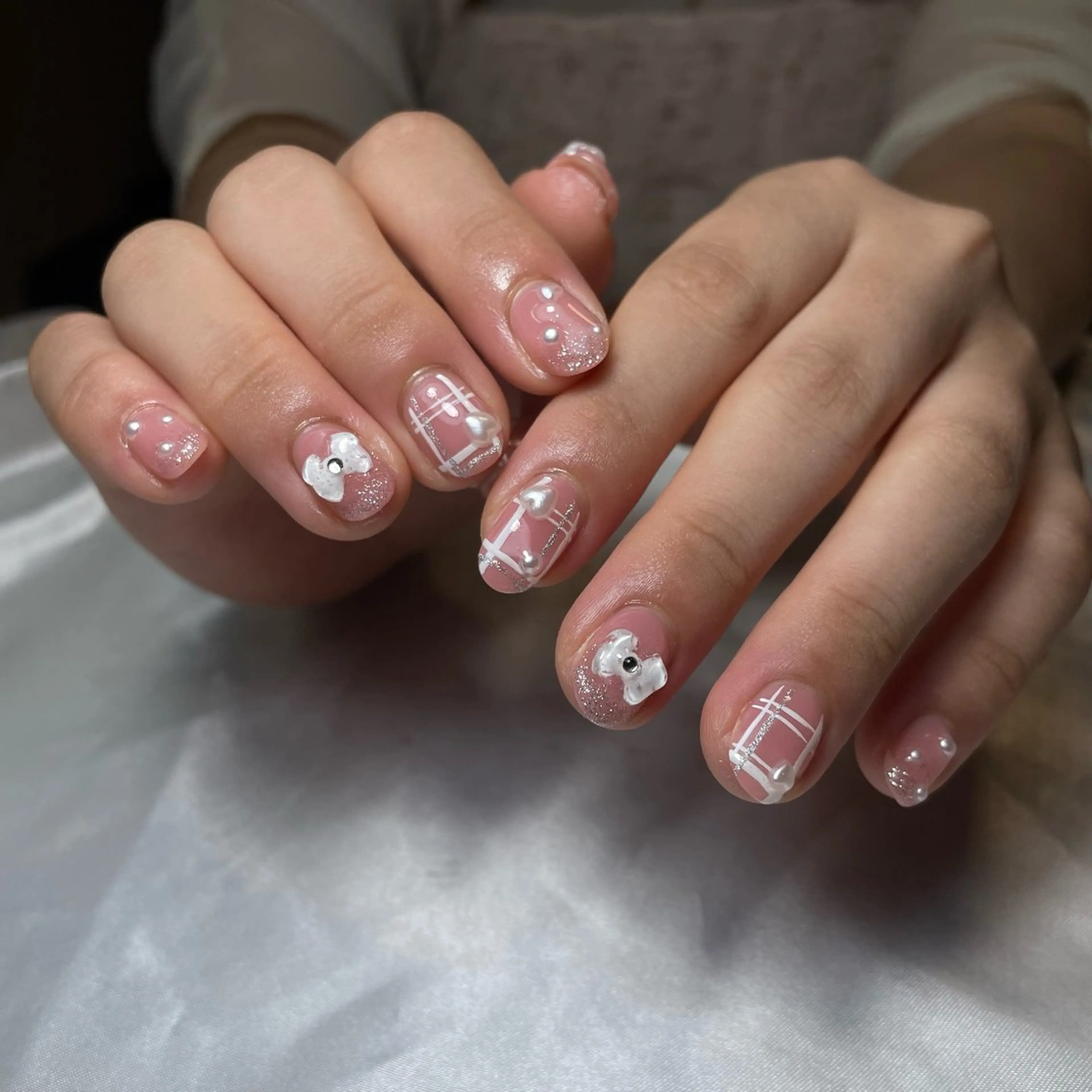 ネイル リボン WATANABE MAYUMIのネイルデザイン