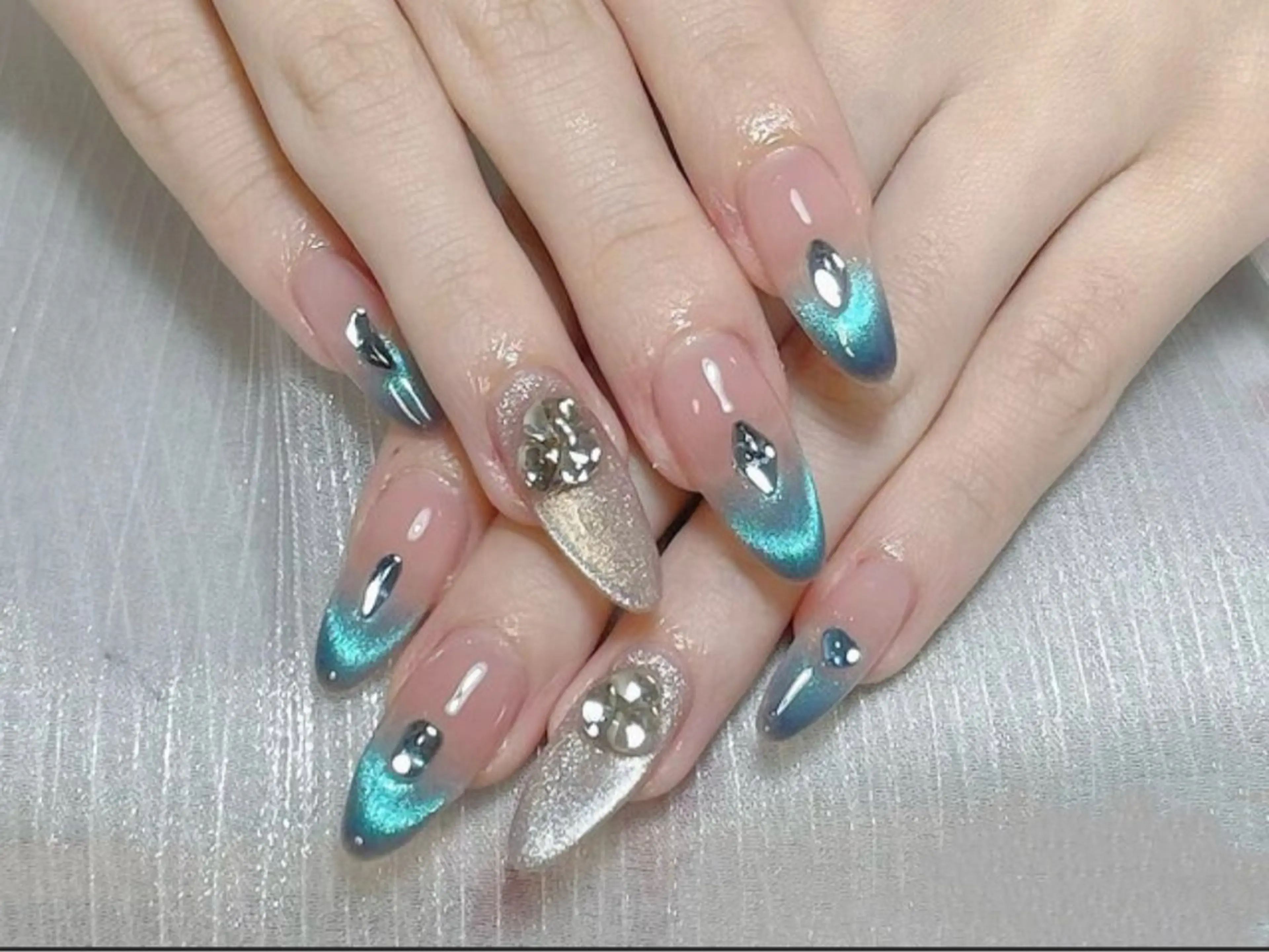 ネイル Romosa nail salon所属・Romosa Nailのネイルデザイン
