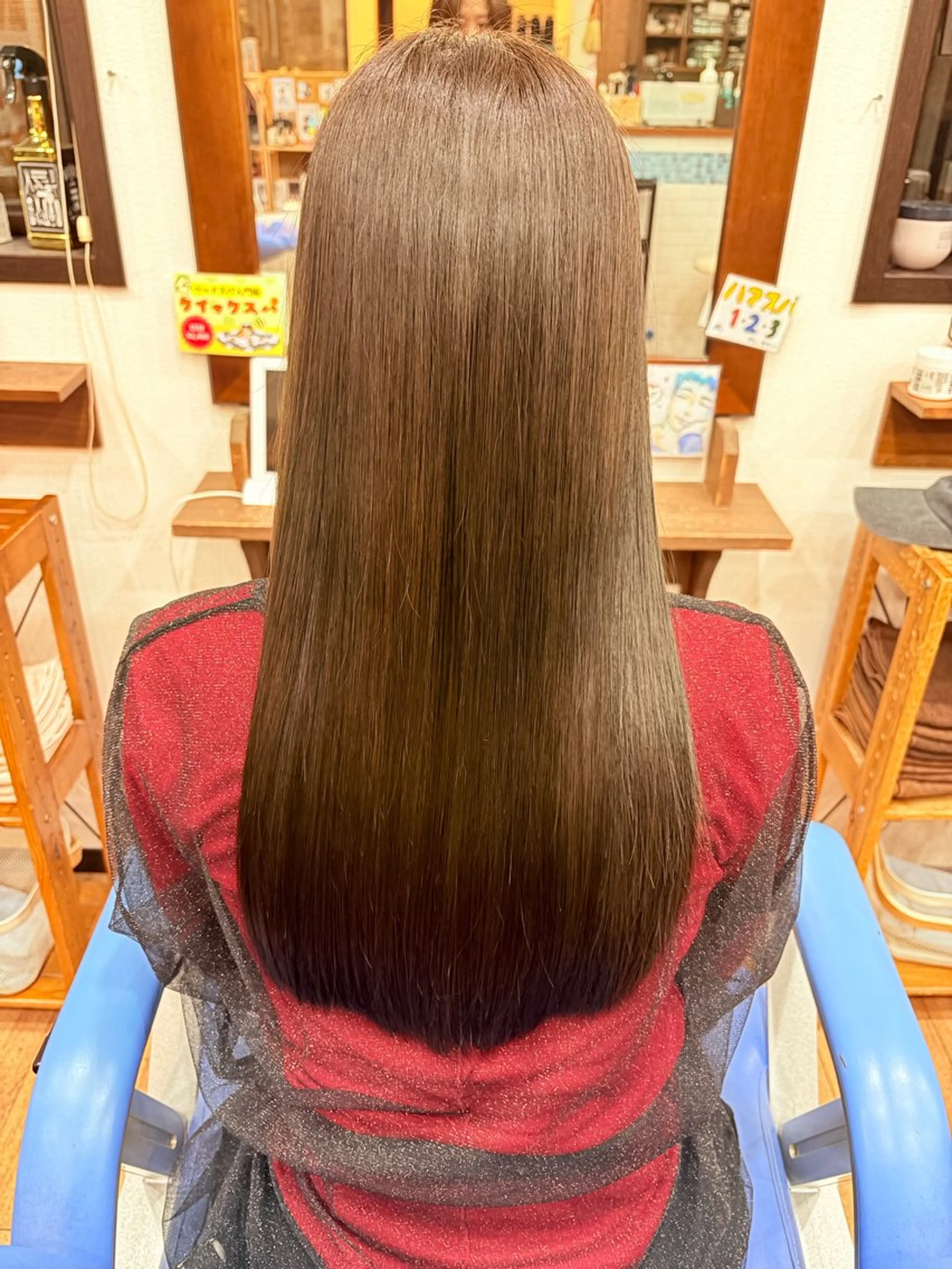 ロング 中島 萌のヘアスタイル