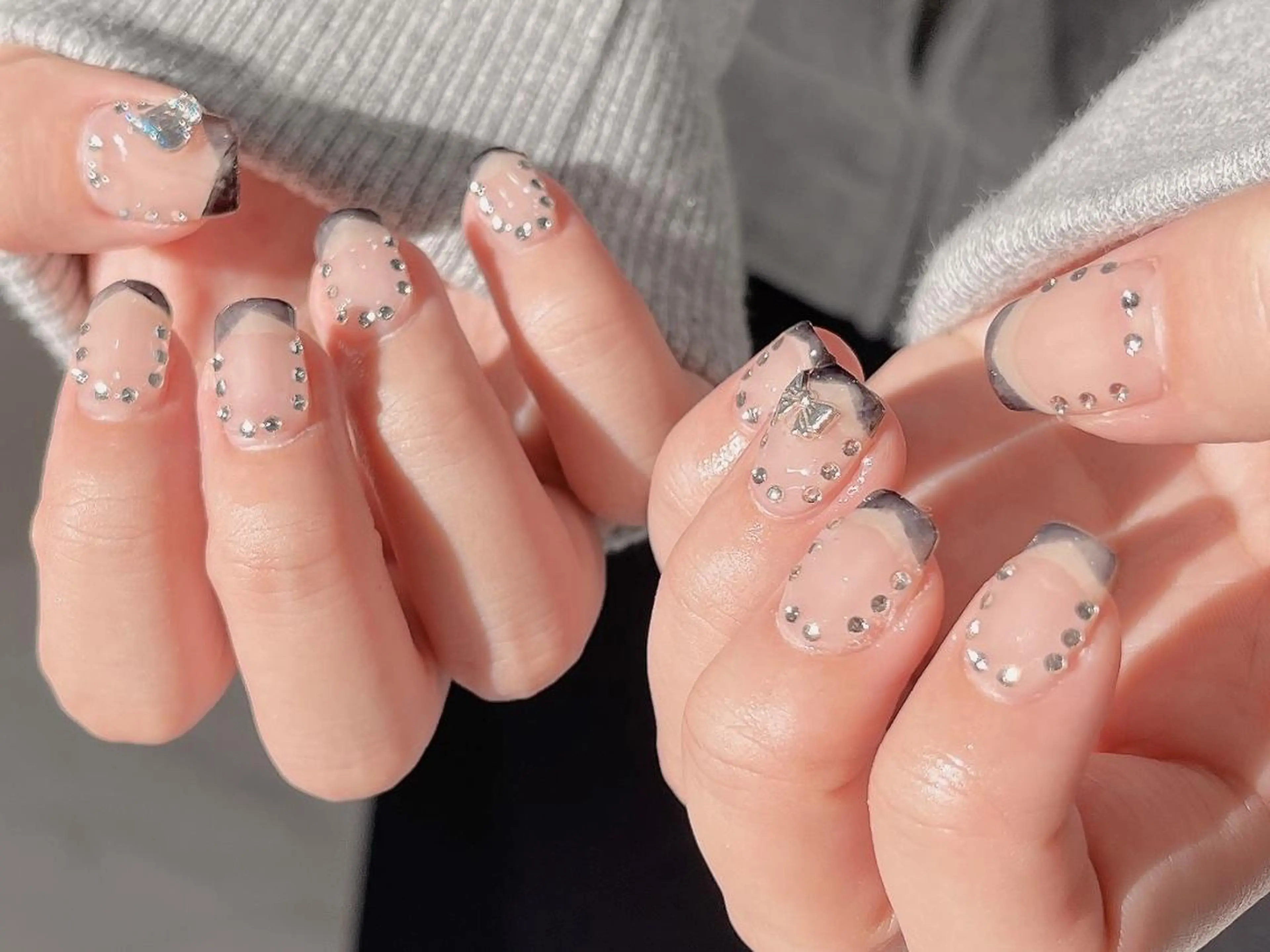 ネイル アートネイル 持ち込み ki🍒🍒 ki ツルツルネイルのネイルデザイン