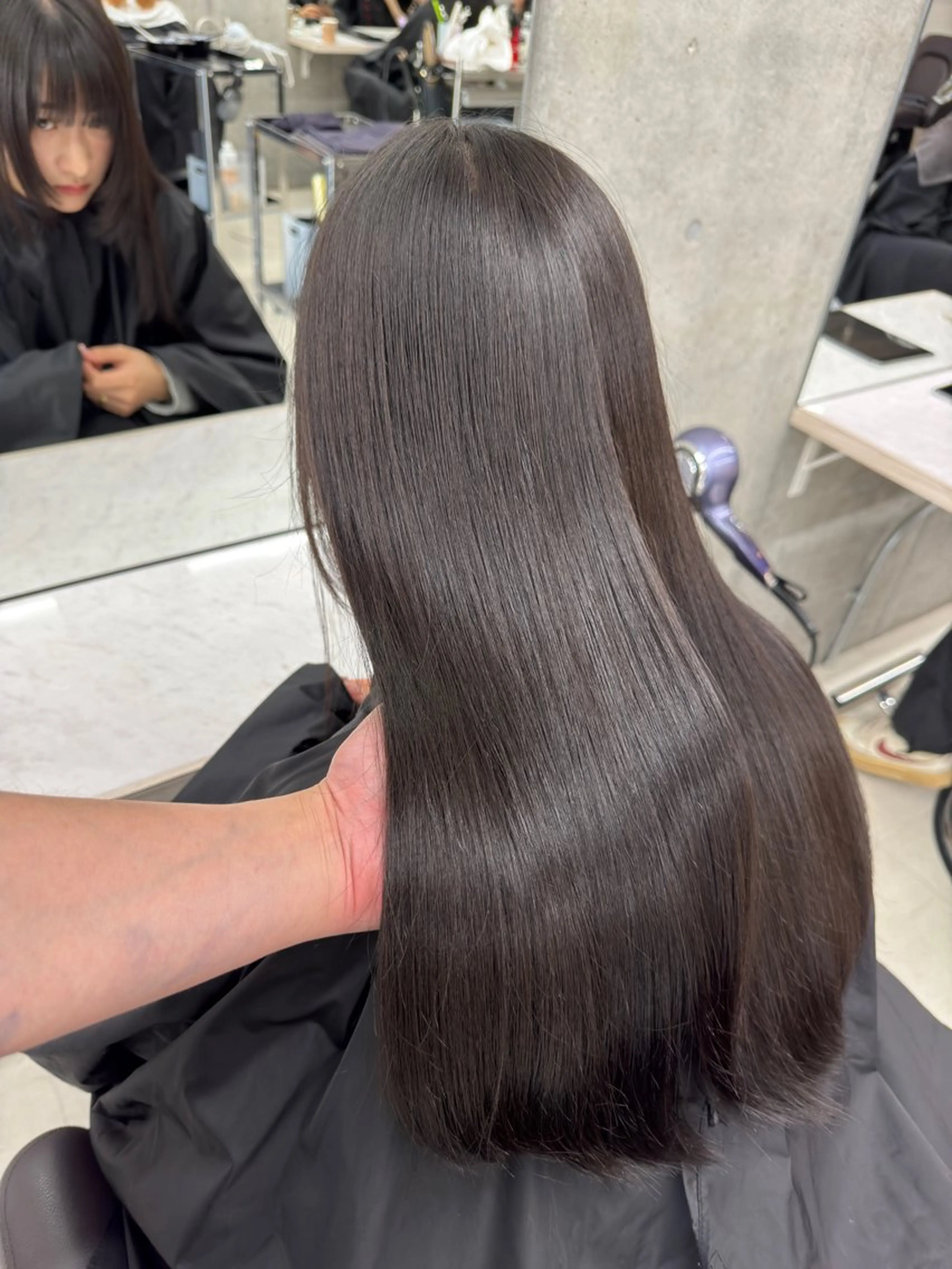 セミロング うる艶ヘア♡韓国好き 透明感　shotaのヘアスタイル