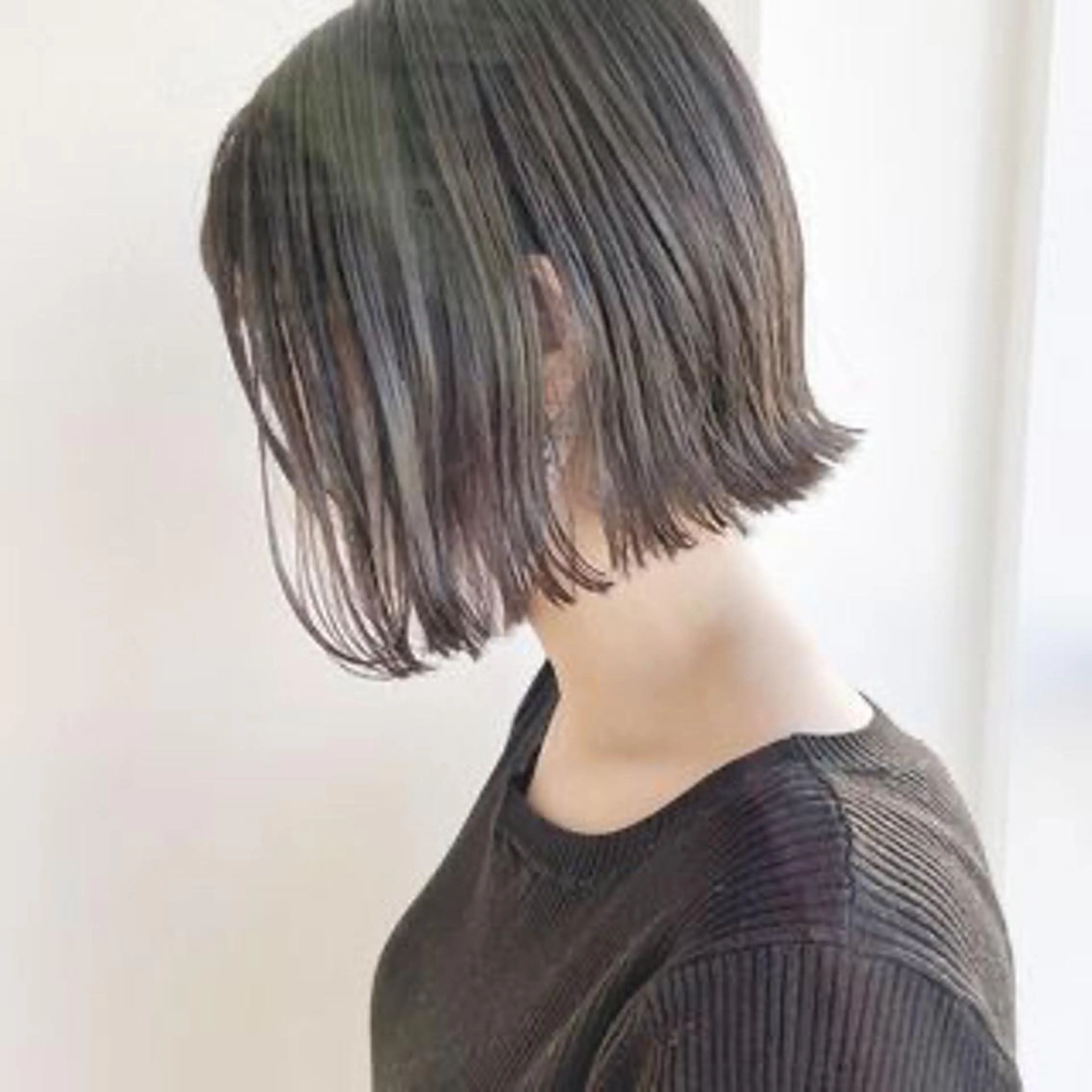 ショート THREE byKEEPのヘアスタイル