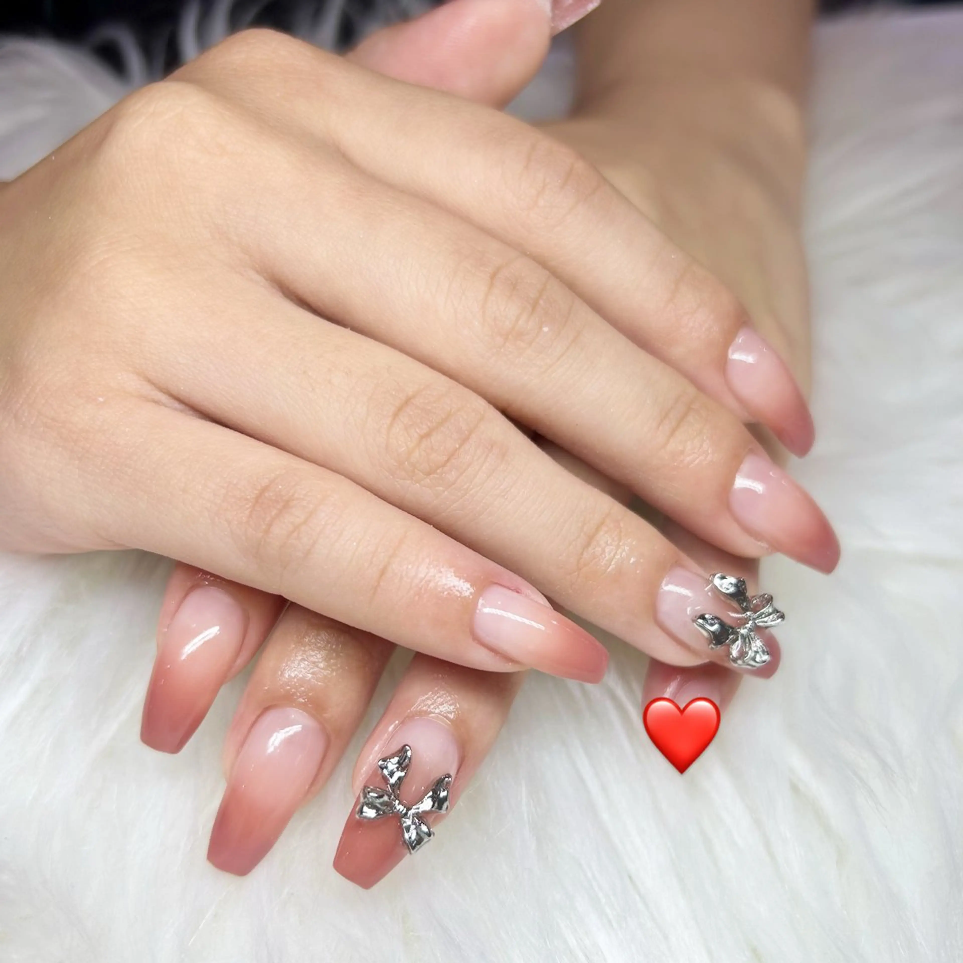 カラーグラデーション【他店オフ無料】の写真