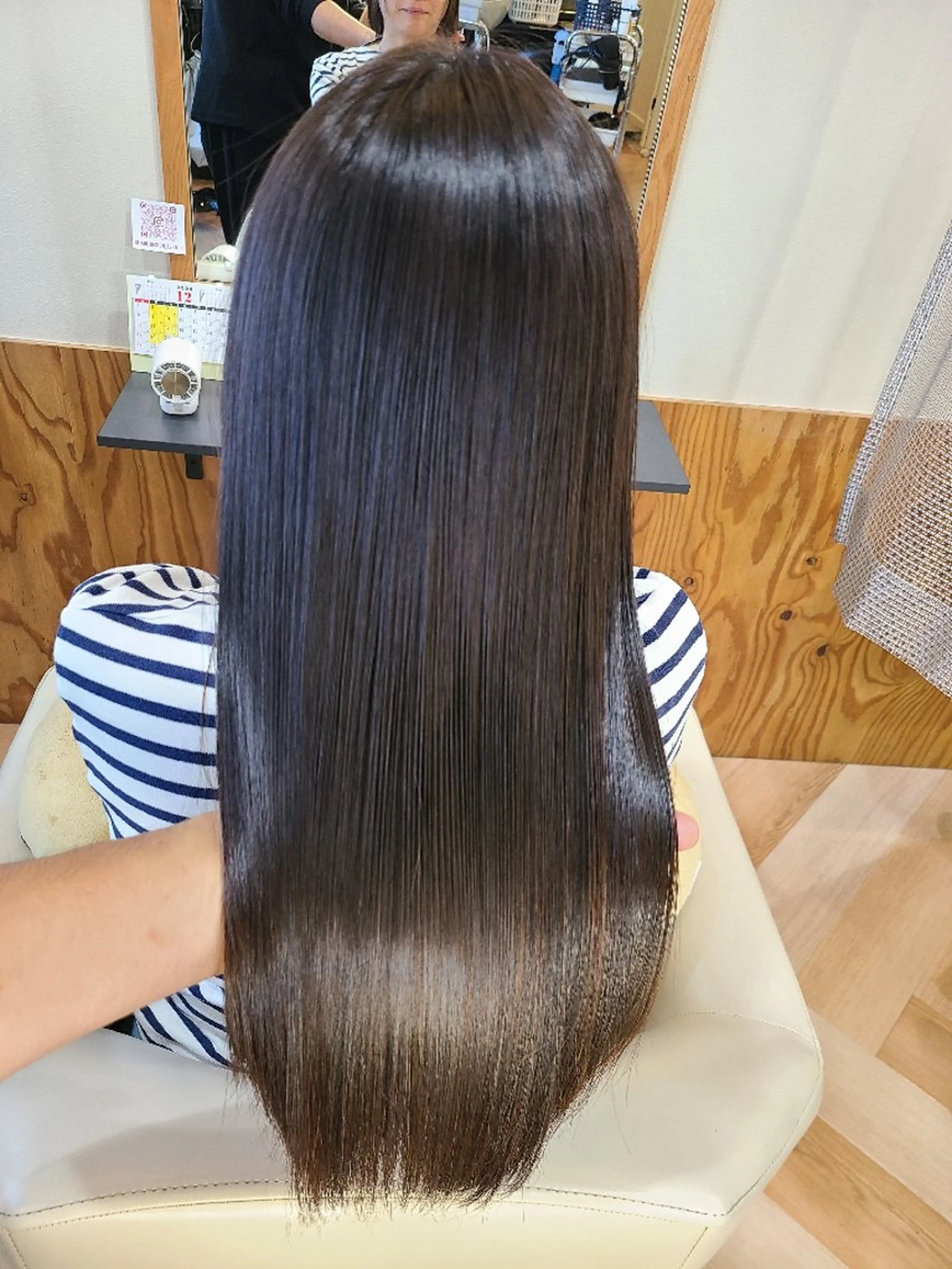 【講師監修】カット&髪質改善カラートリートメント　◇女性スタイリスト対応の写真