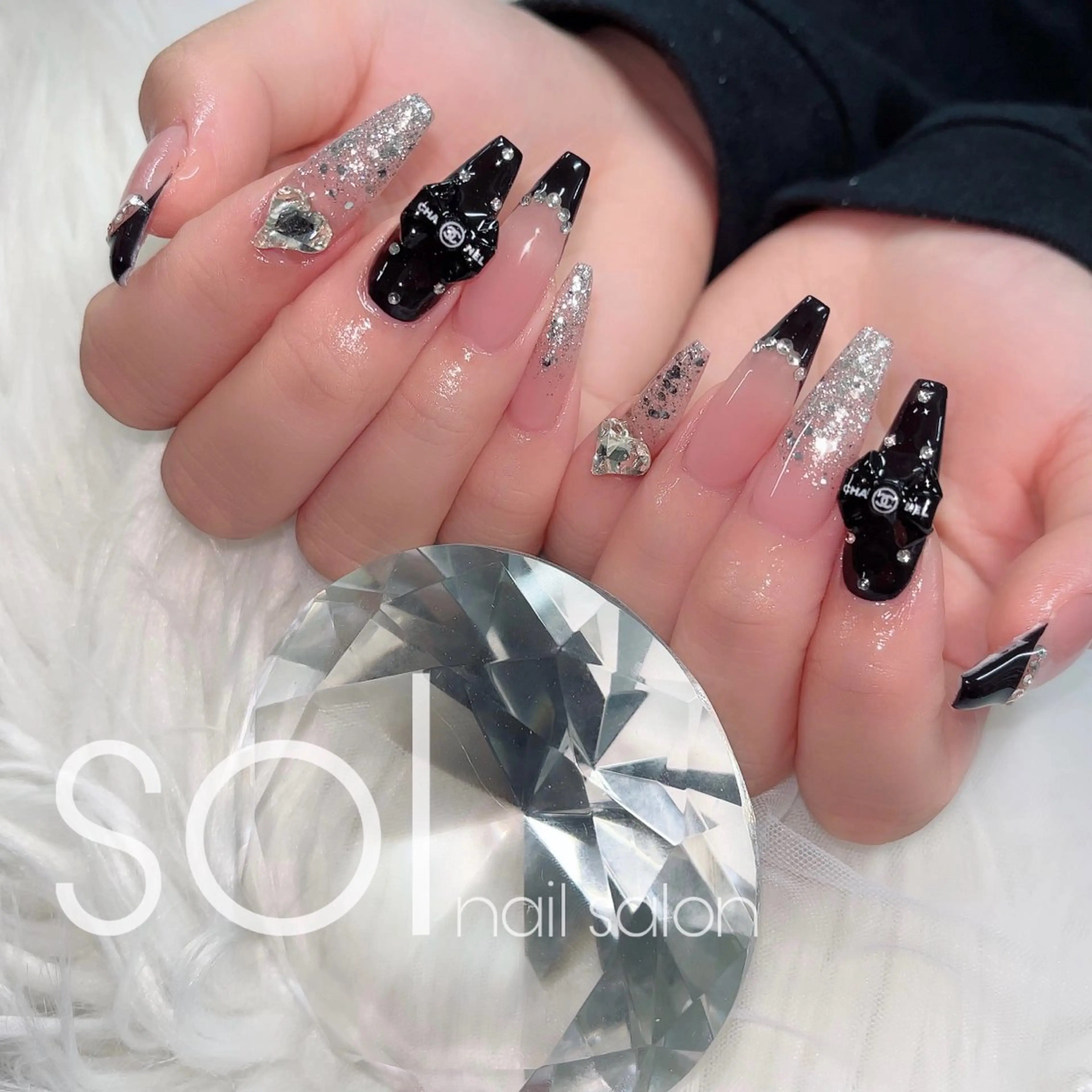 ネイル ハンドネイル sol manakaのネイルデザイン