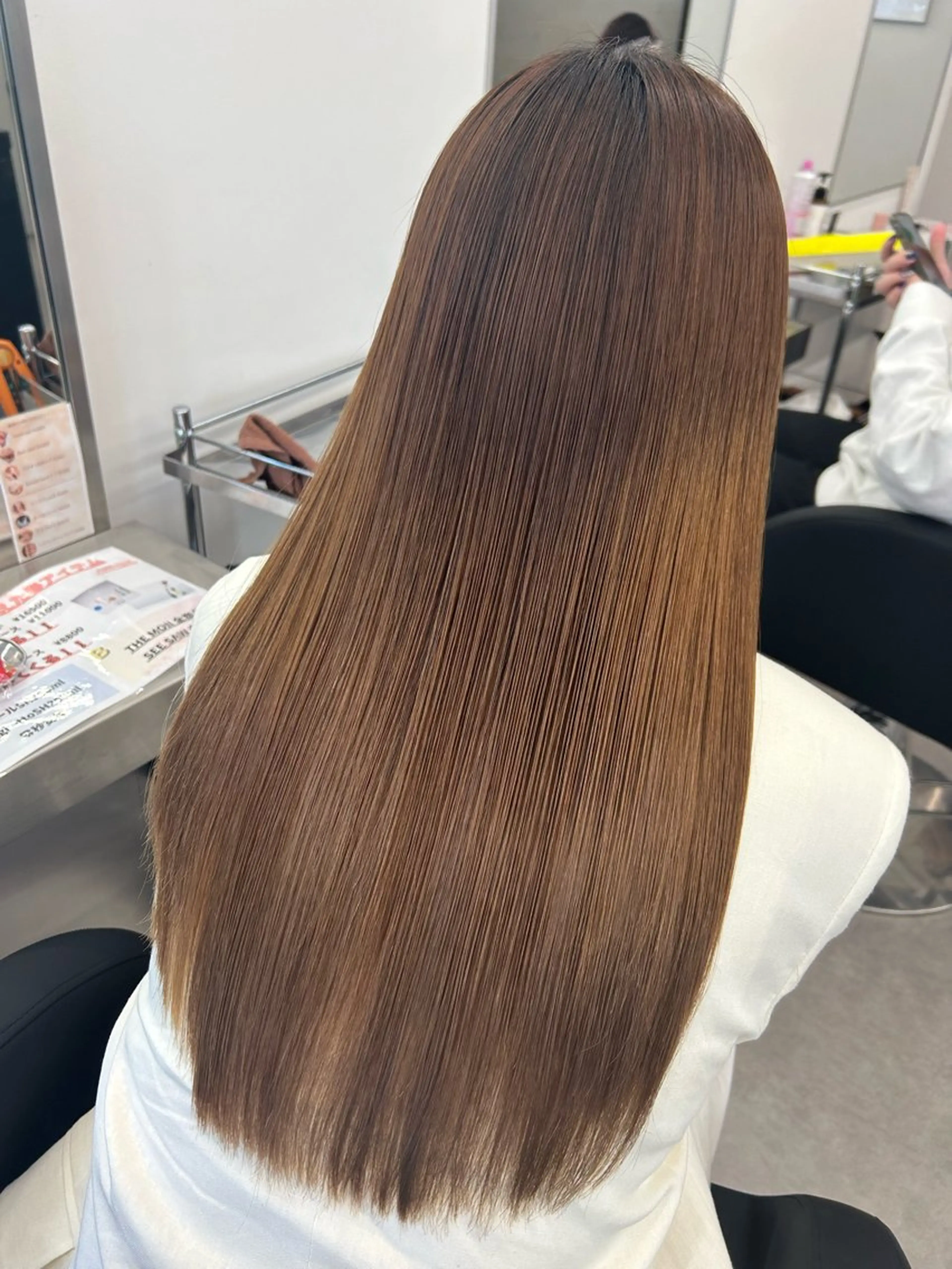 ロング カット ヘアカラー 最高級人毛 100%エクステ茉央のヘアスタイル