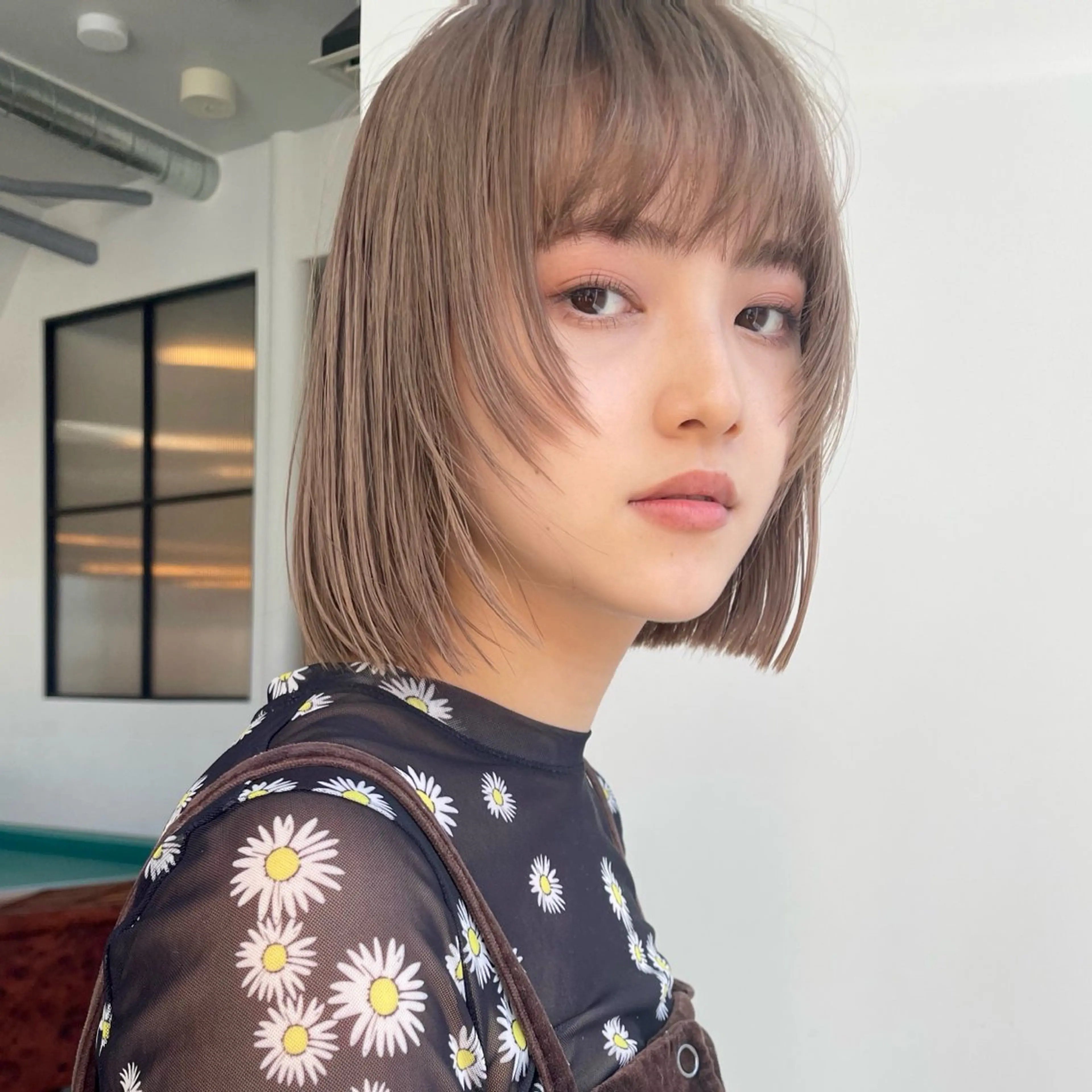 ミディアム カラー カット ヘアカラー トリートメント 透明感カラー× レイヤーカット✨高梨のヘアスタイル