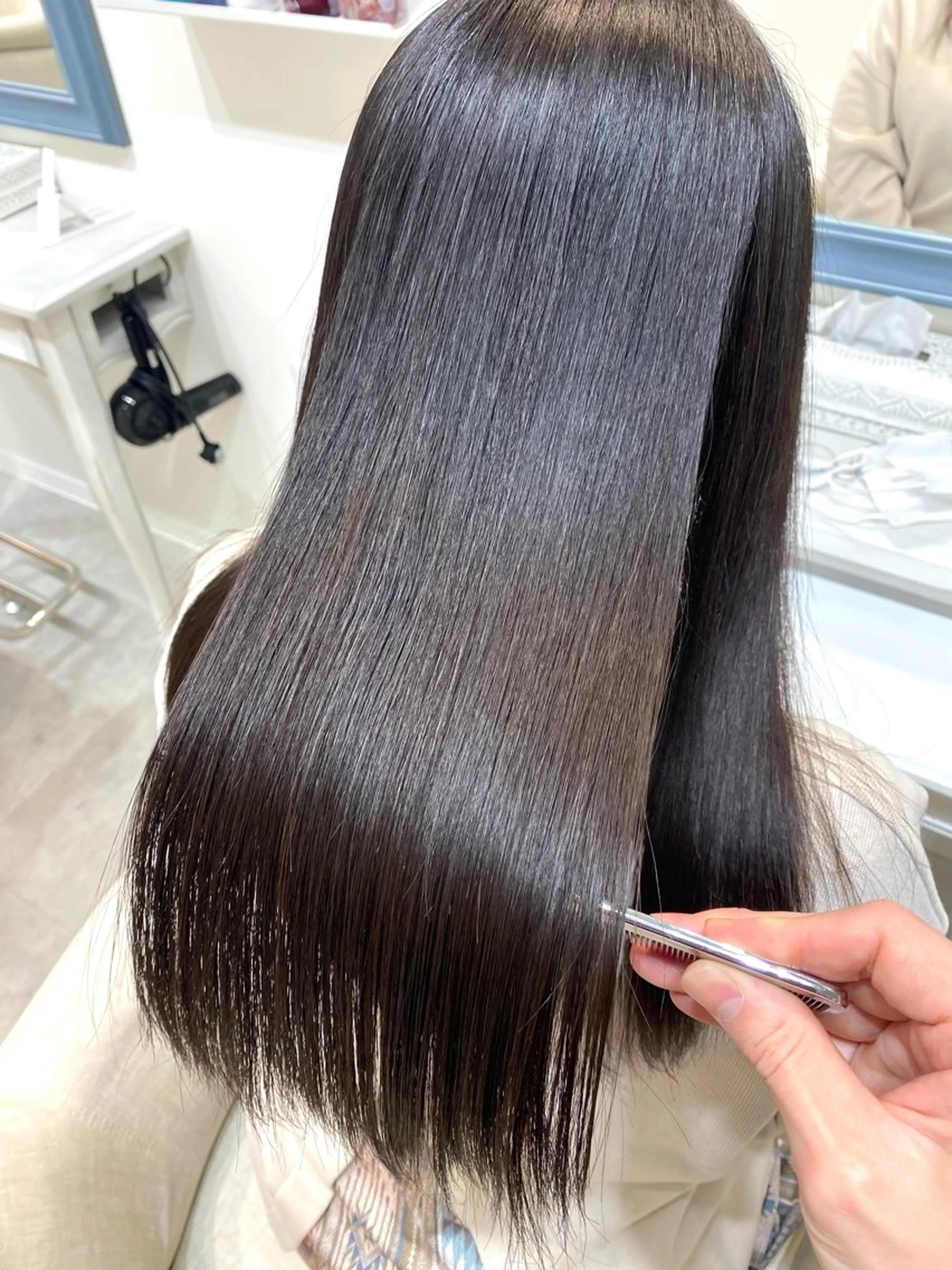 セミロング 髪質改善 縮毛矯正 カット 縮毛矯正 トリートメント 【乾かすだけで革命】 早矢仕正志のヘアスタイル