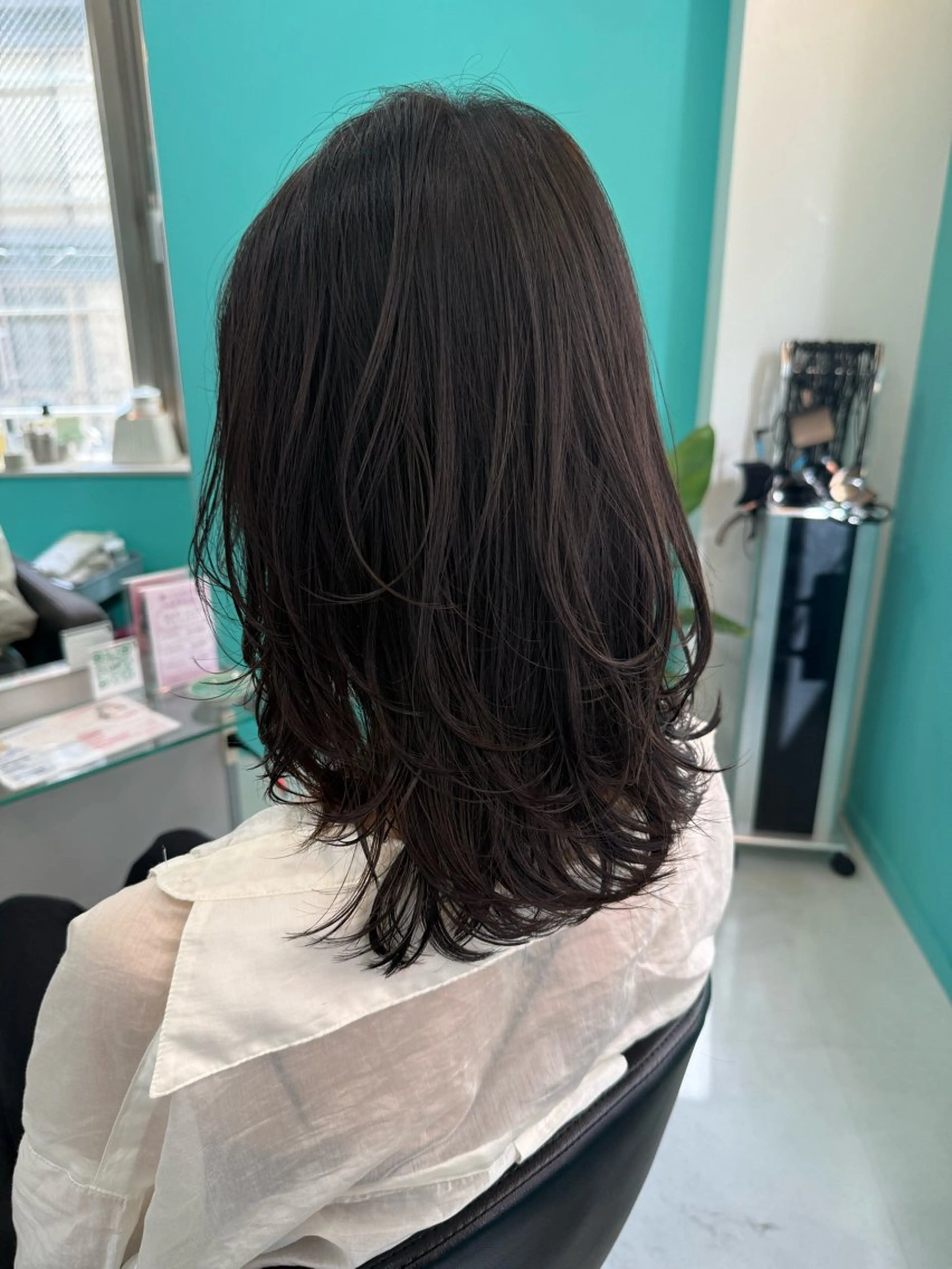 ミディアム レイヤーカット カット Misaki/ レイヤー/ウルフのヘアスタイル