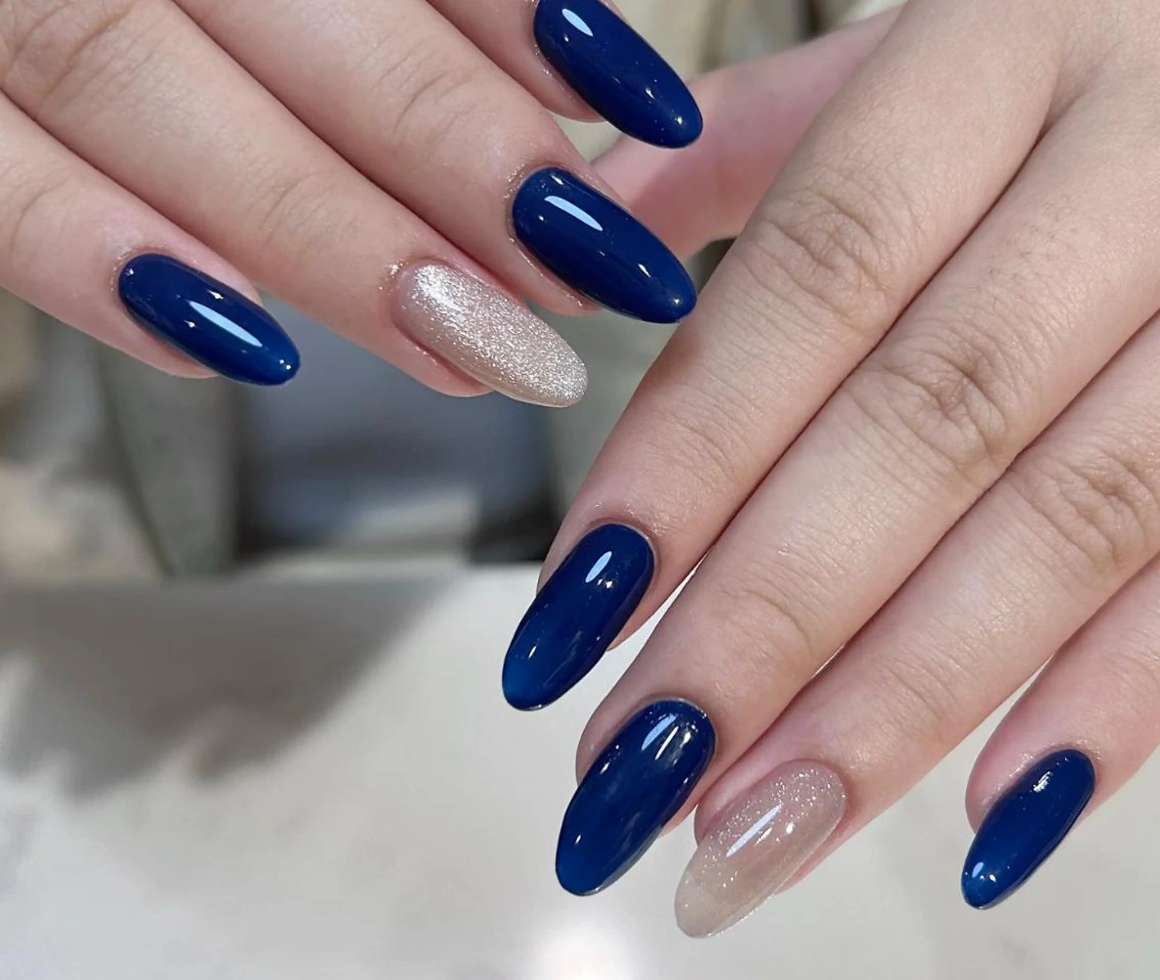 マツエク・マツパ ハンドネイル エリ🫧 nail池袋東口のネイルデザイン