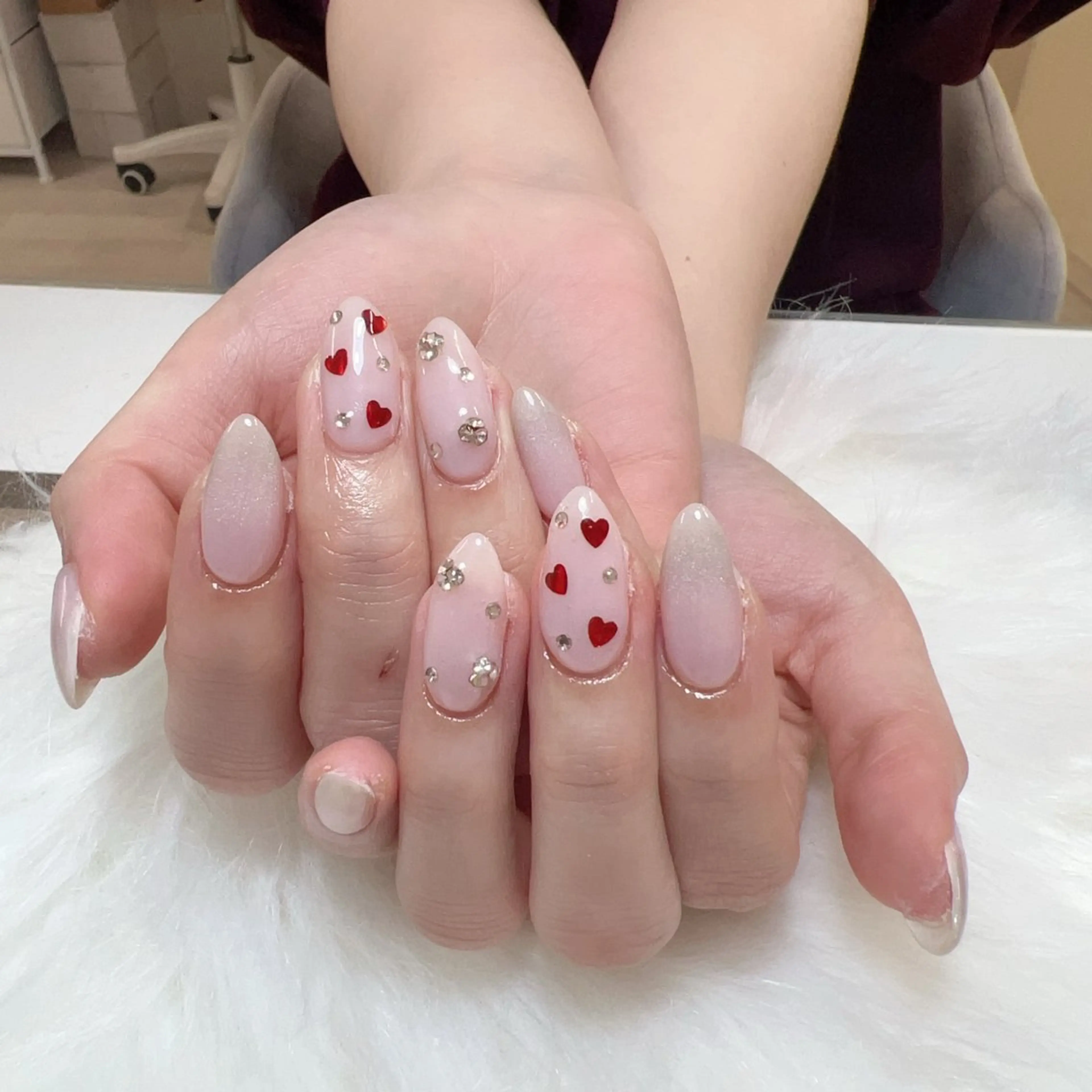 ネイル ハンドネイル 🎀nana🫧 ワンホンネイル🎀のネイルデザイン