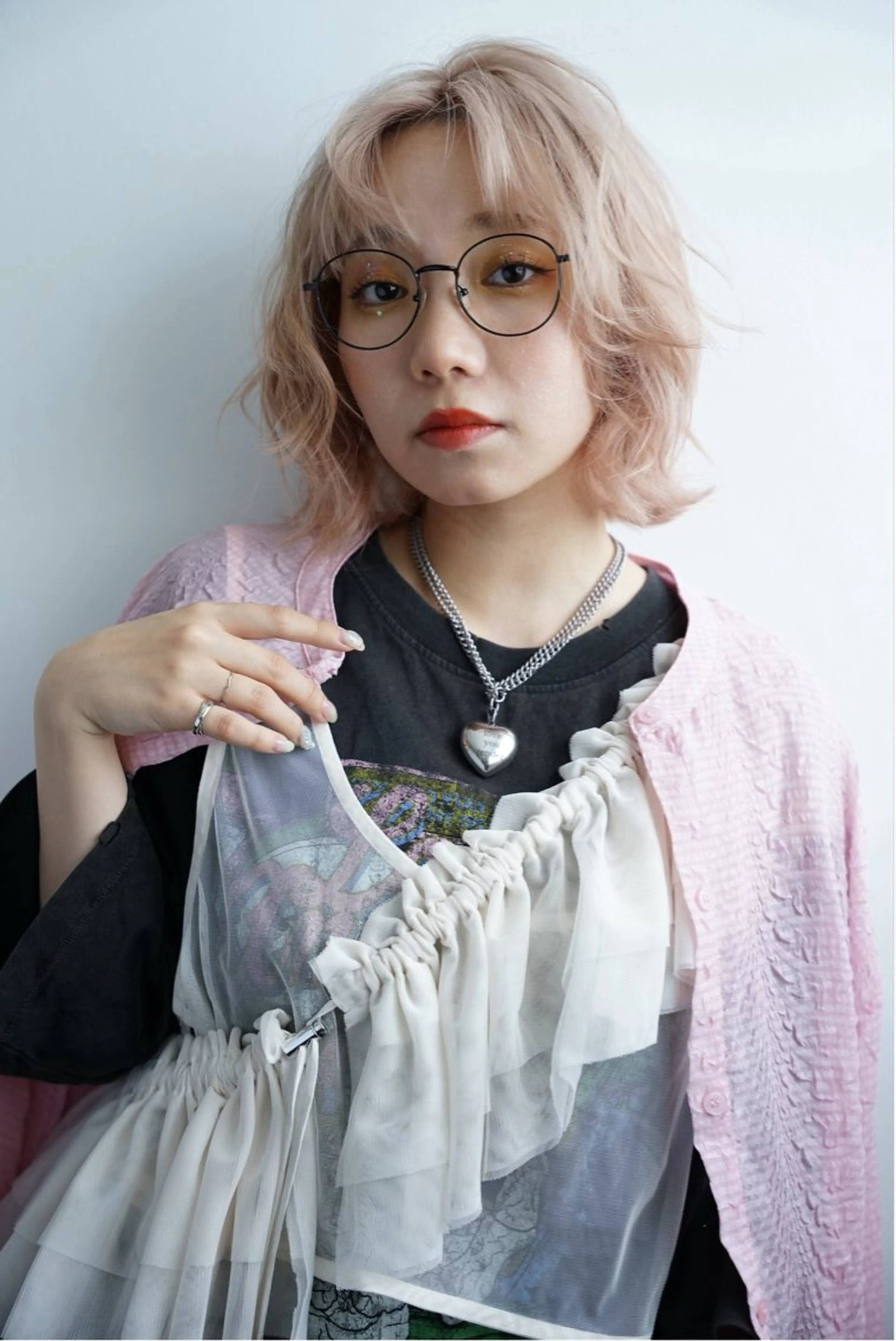 ミディアム カット ヘアカラー 中嶋 夏美のヘアスタイル