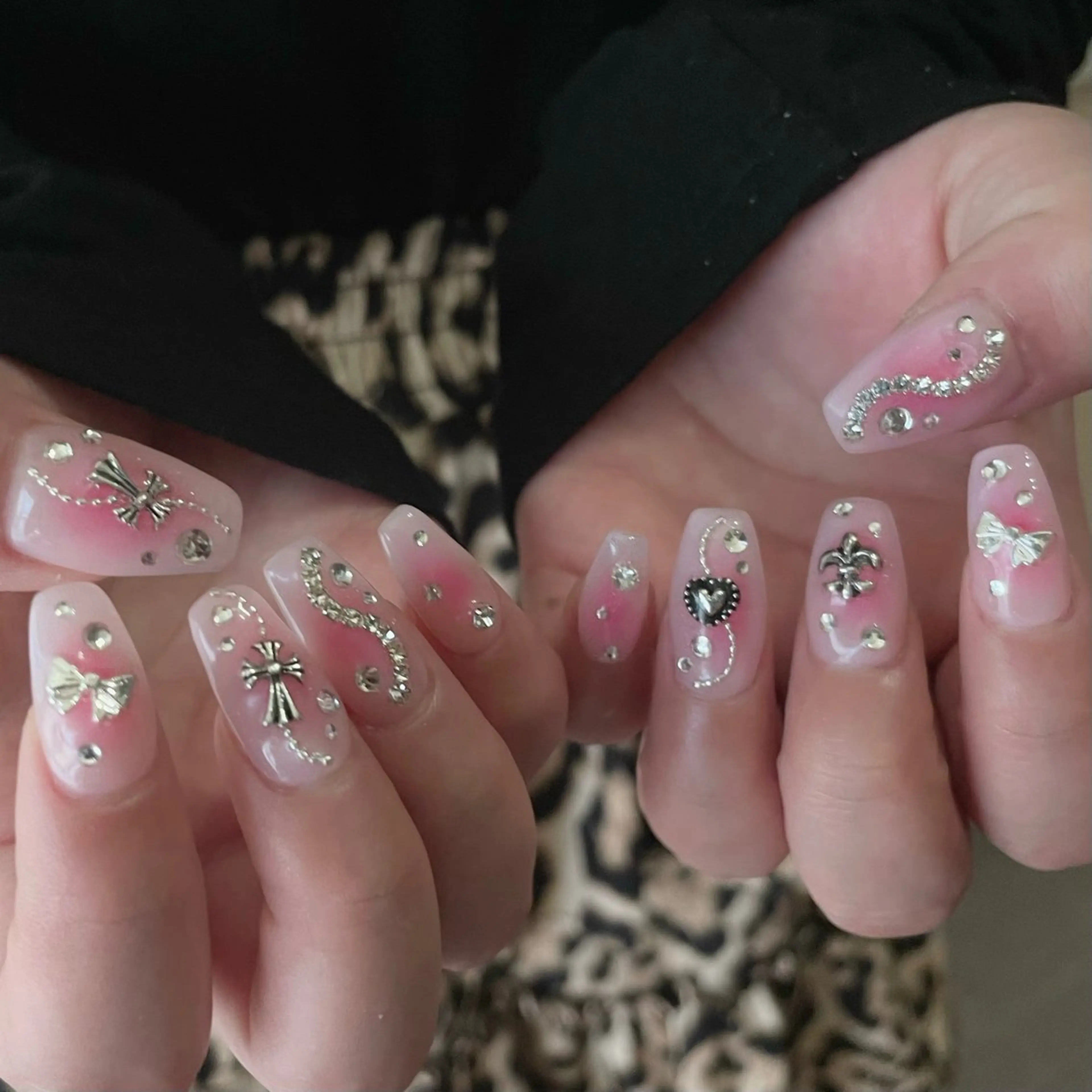 ネイル チークネイル ハンドネイル Ricnail☾ ayanoのネイルデザイン