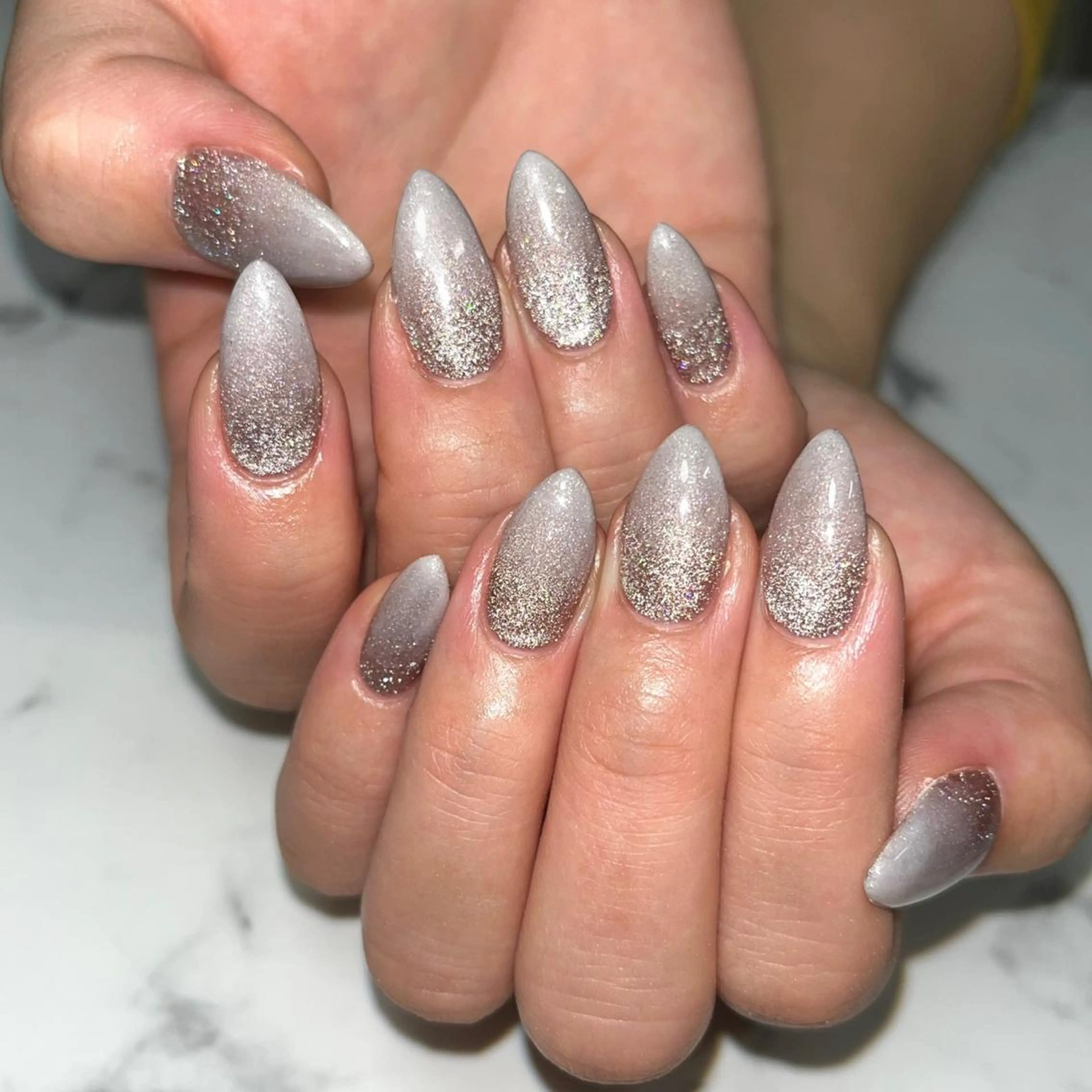 ネイル アートネイル フラッシュネイル フレンチネイル ジェルネイル グラデーション ハンドネイル NAIL NOWのネイルデザイン