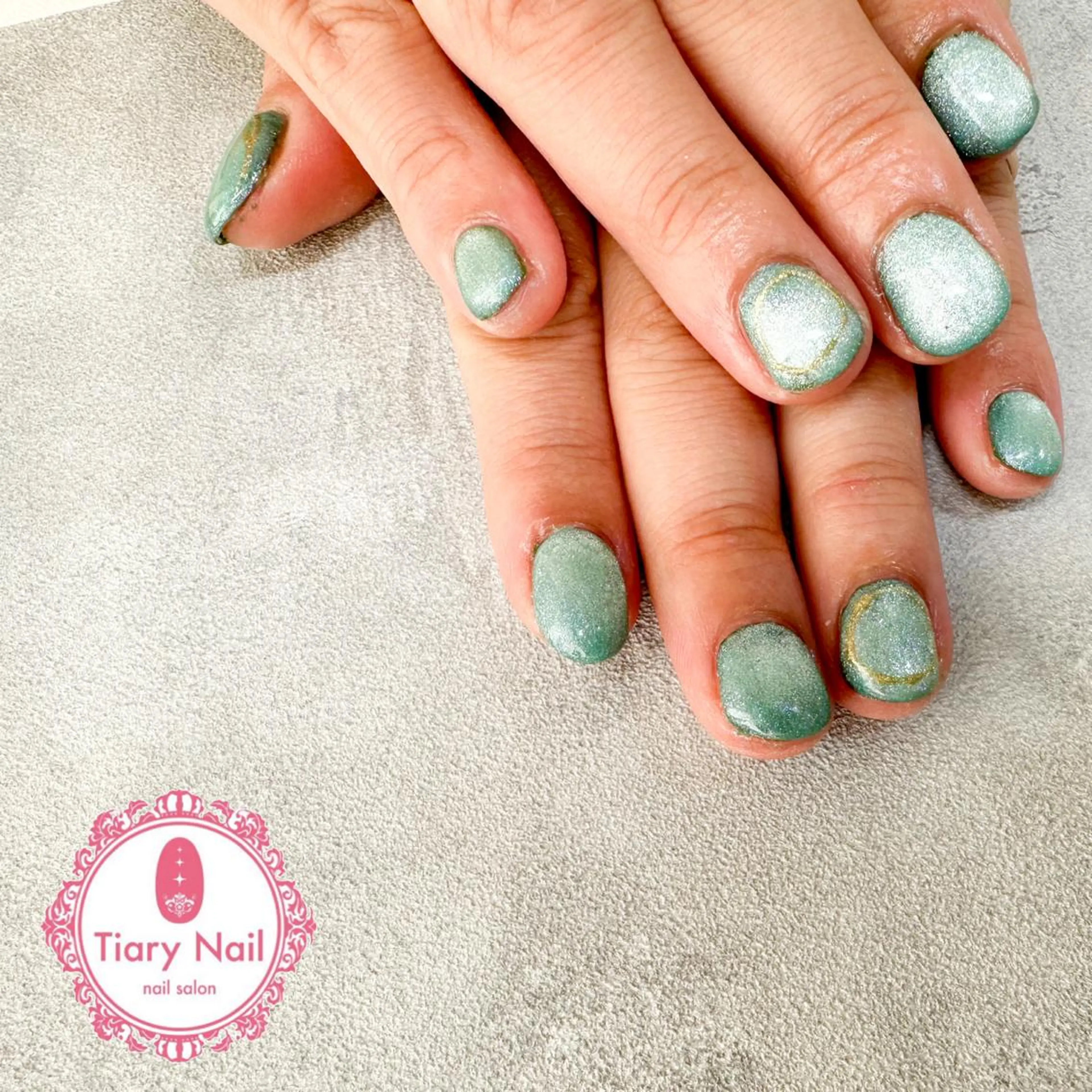 ネイル tiarynail K K🐼のネイルデザイン