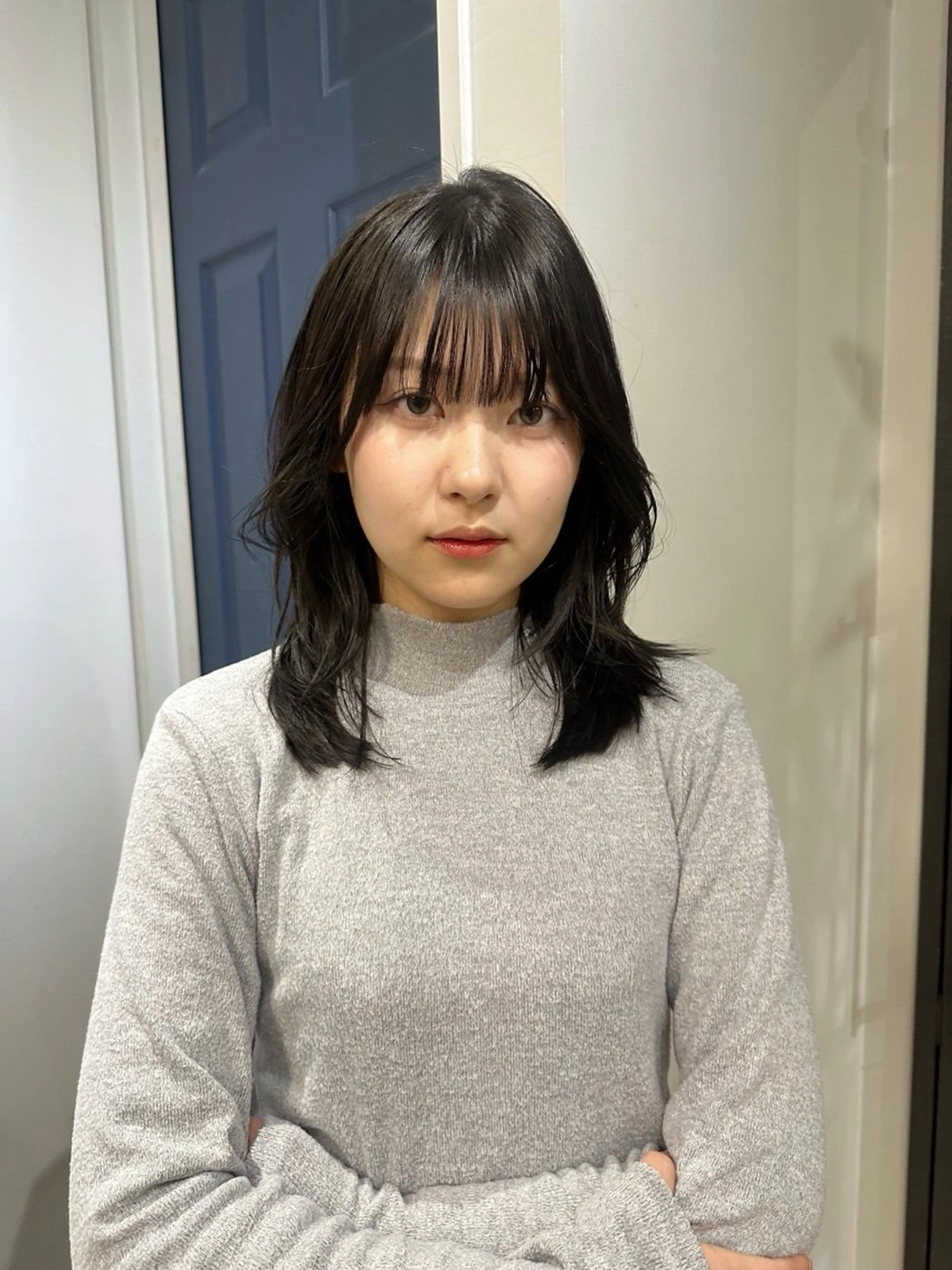 ミディアム ミディアムレイヤー くびれヘア レイヤーカット ハッシュカット🎀 レイヤーカットのヘアスタイル