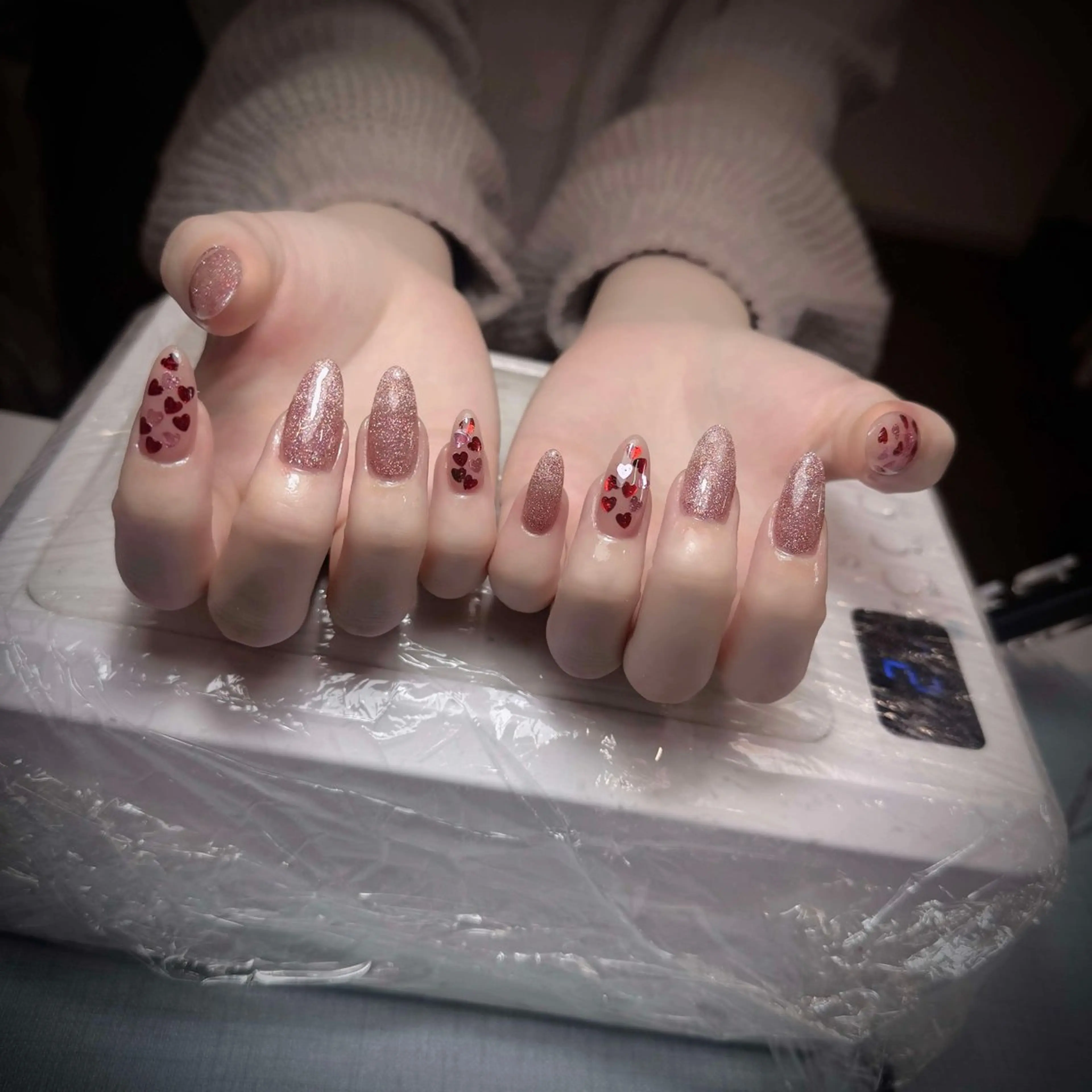 ネイル チークネイル フレンチネイル グラデーション 韓国ネイル マグネットネイル Hana Nailのネイルデザイン