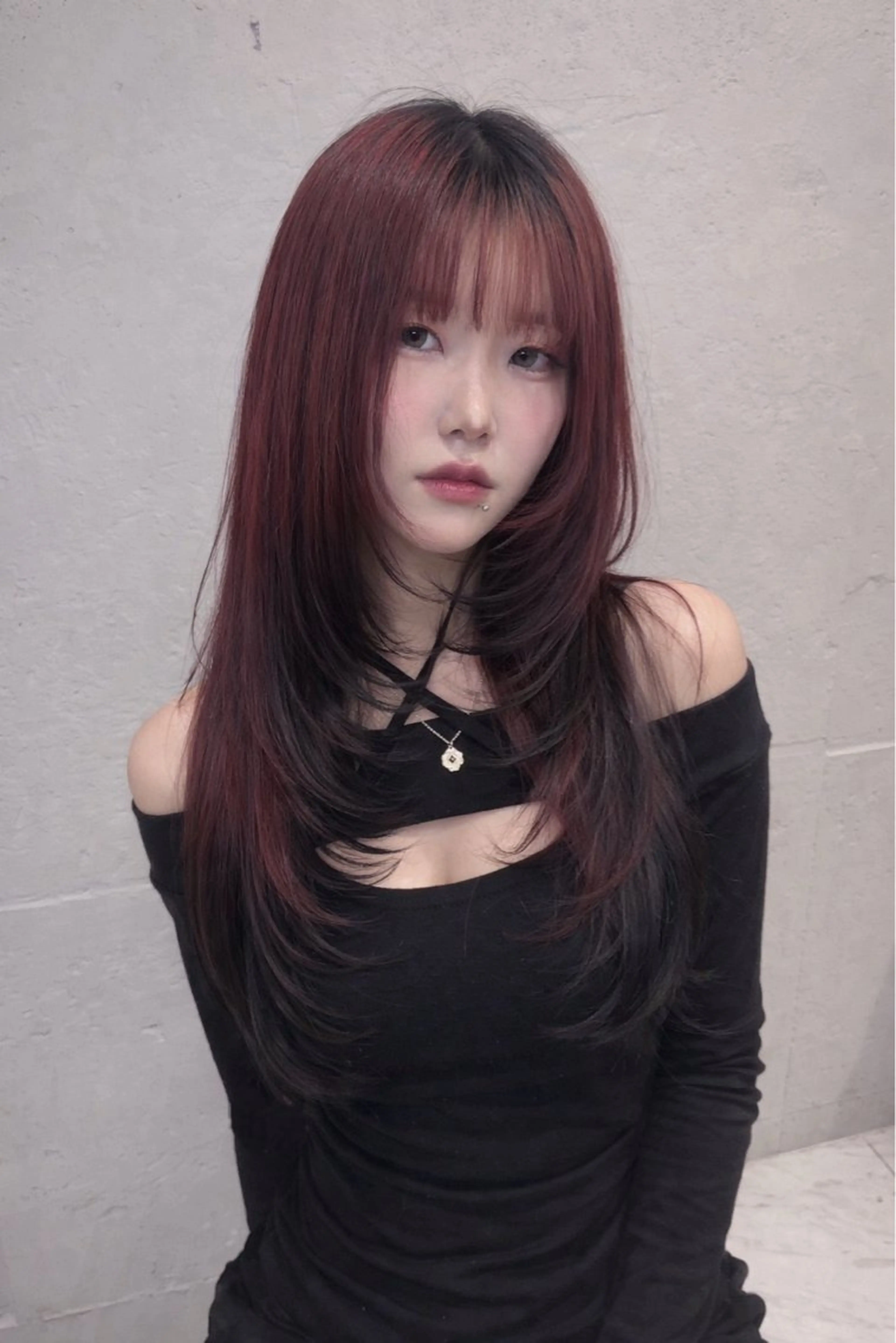 ロング カラー ヘアアレンジ カット ヘアカラー トリートメント ヘッドスパ ヘアセット 韓国レイヤーカット /韓国トレンドカラーのヘアスタイル