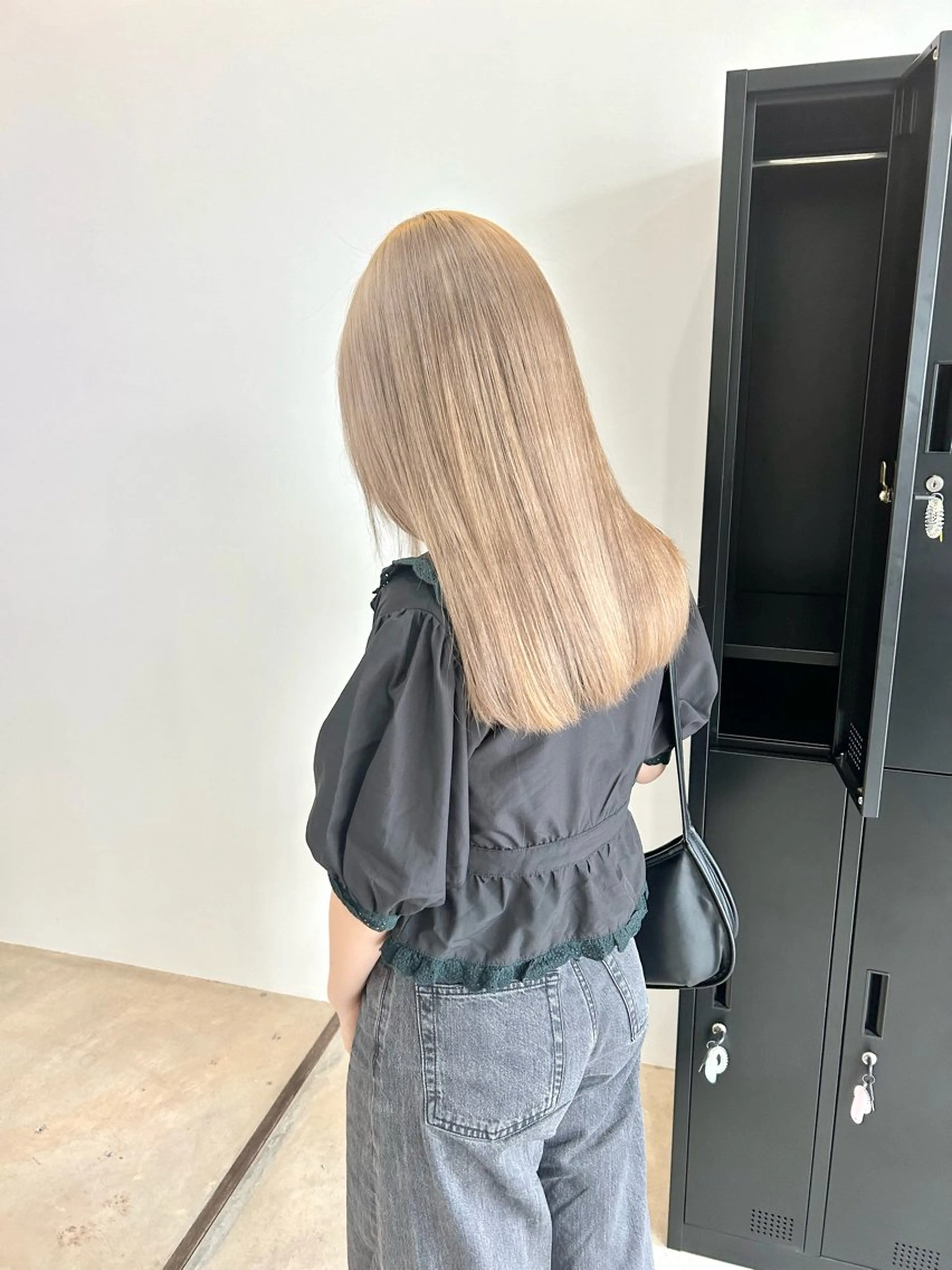 セミロング カラー ヘアカラー 一ノ瀬 暁のヘアスタイル