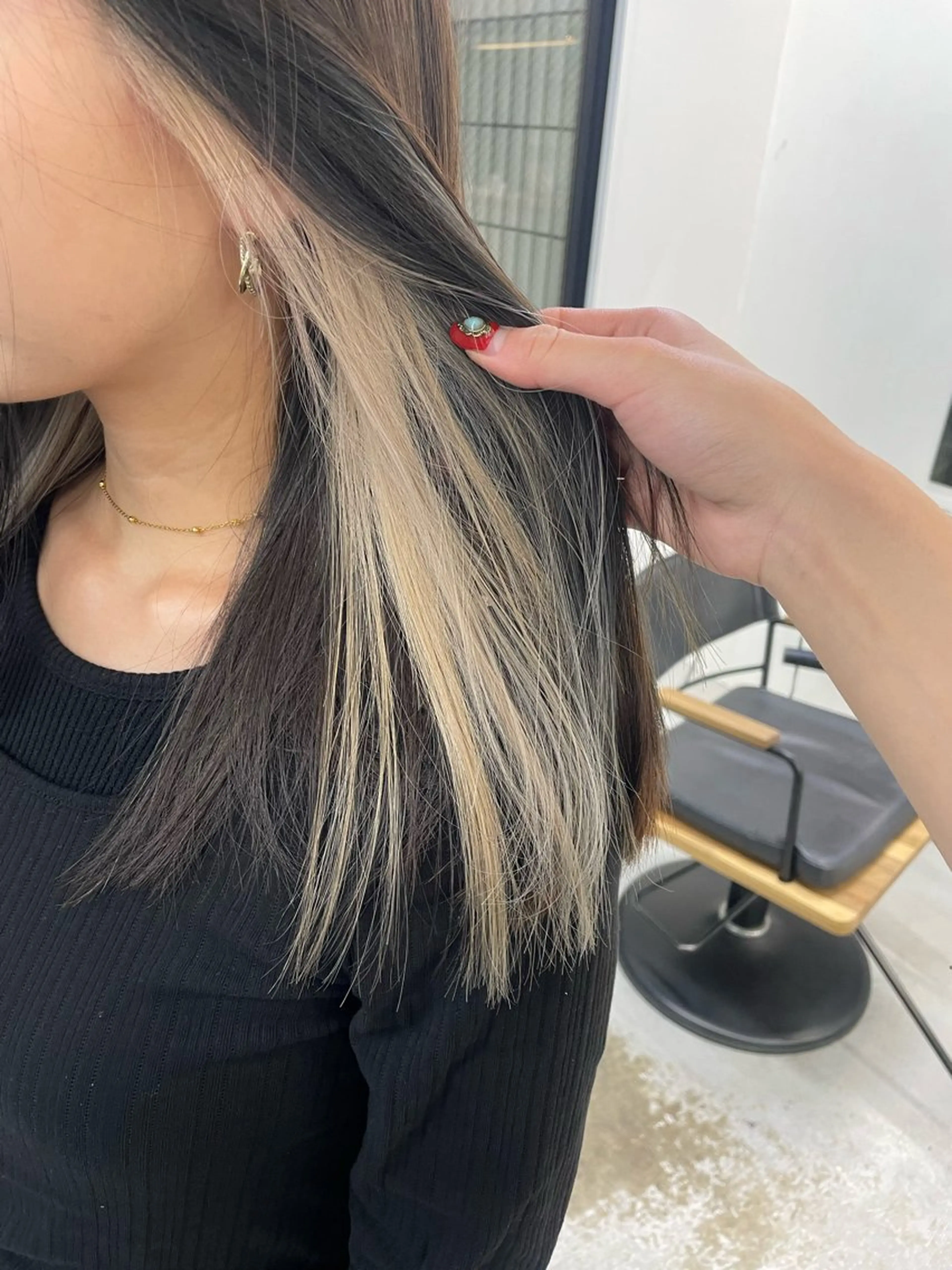 セミロング カラー ヘアカラー カットモデル/ ハイトーン/ゆうあのヘアスタイル