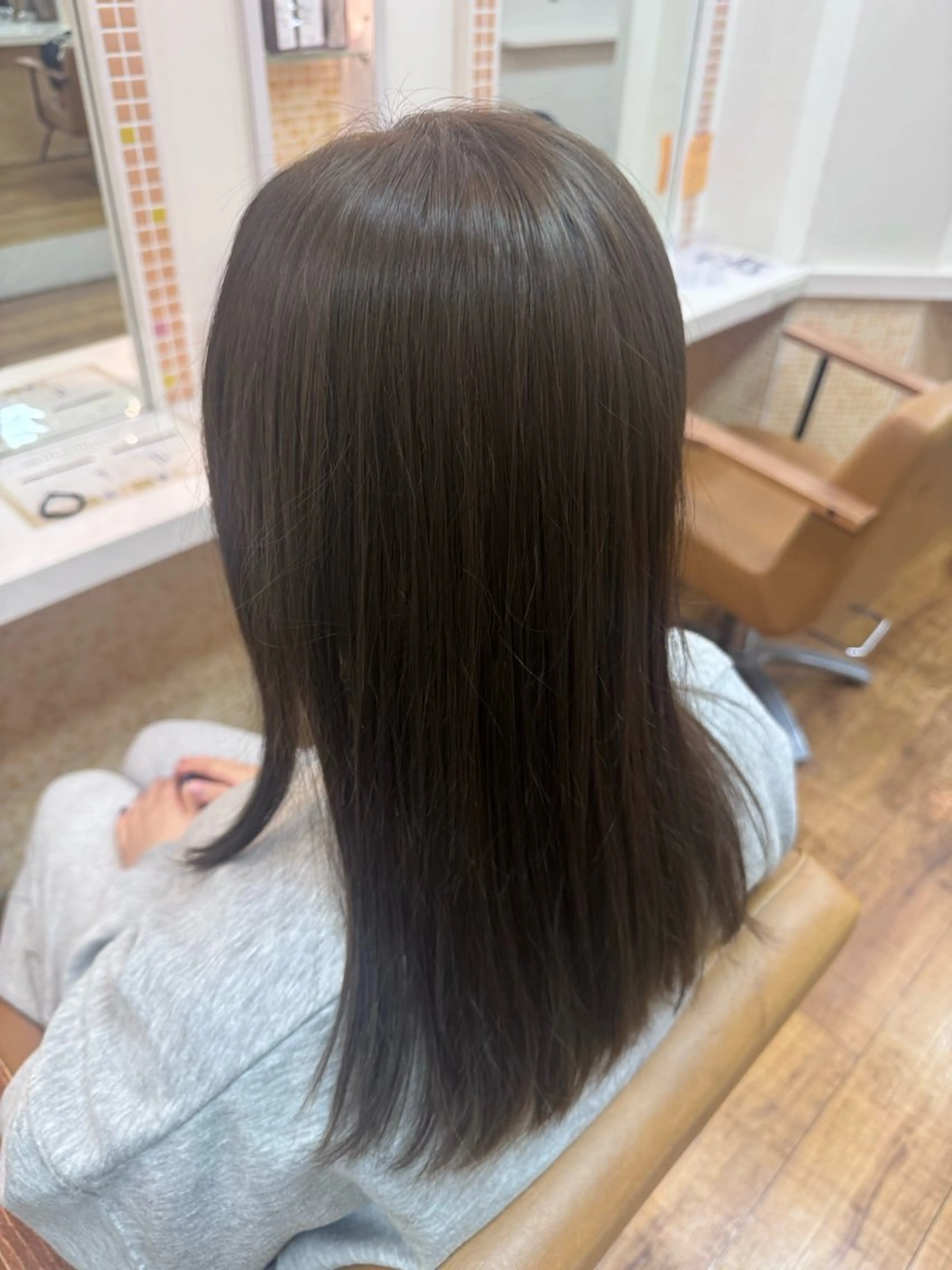 セミロング ヘアカラー 森 千明のヘアスタイル