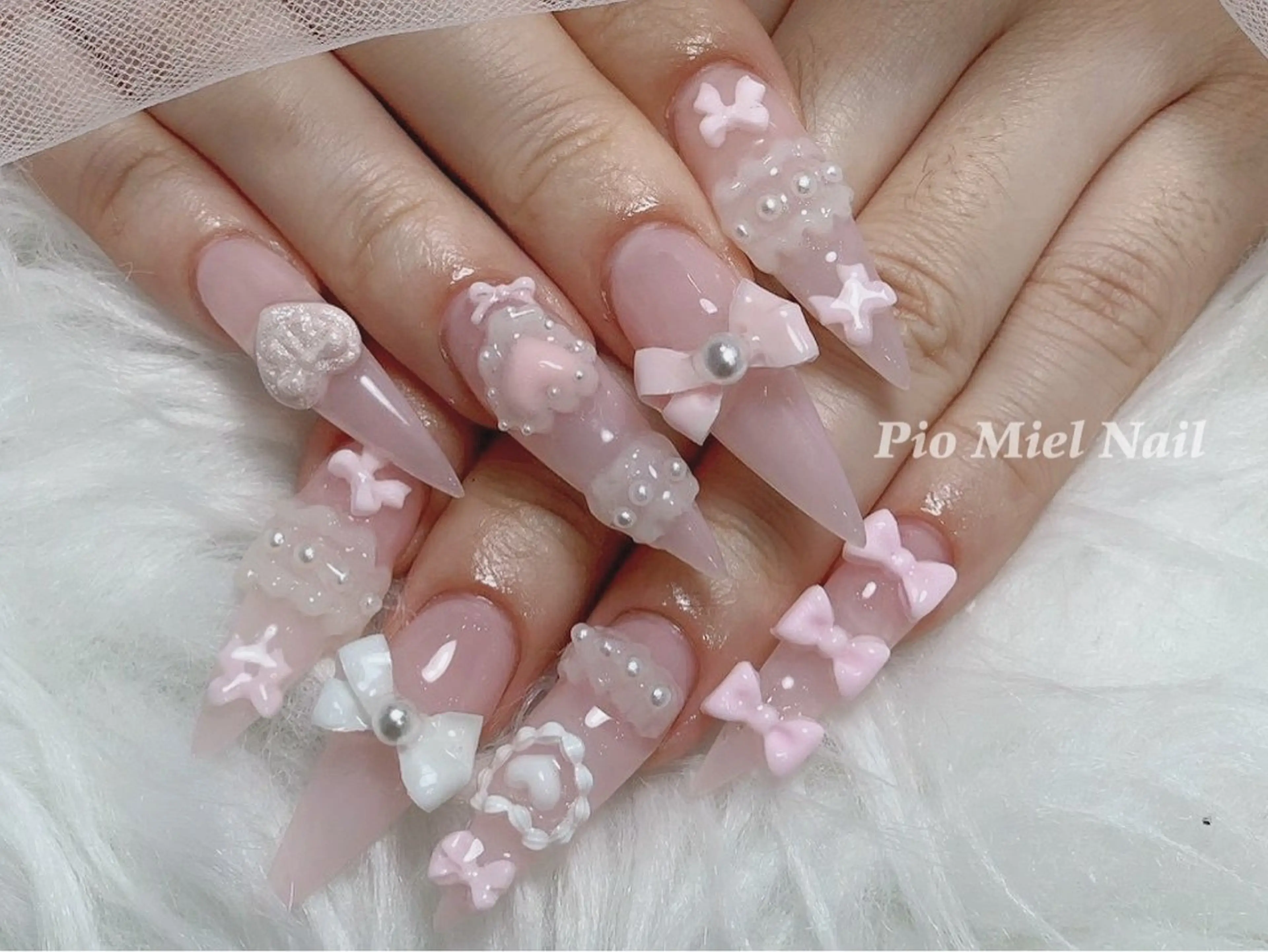 ネイル ハンドネイル HANA 長さだしのネイルデザイン