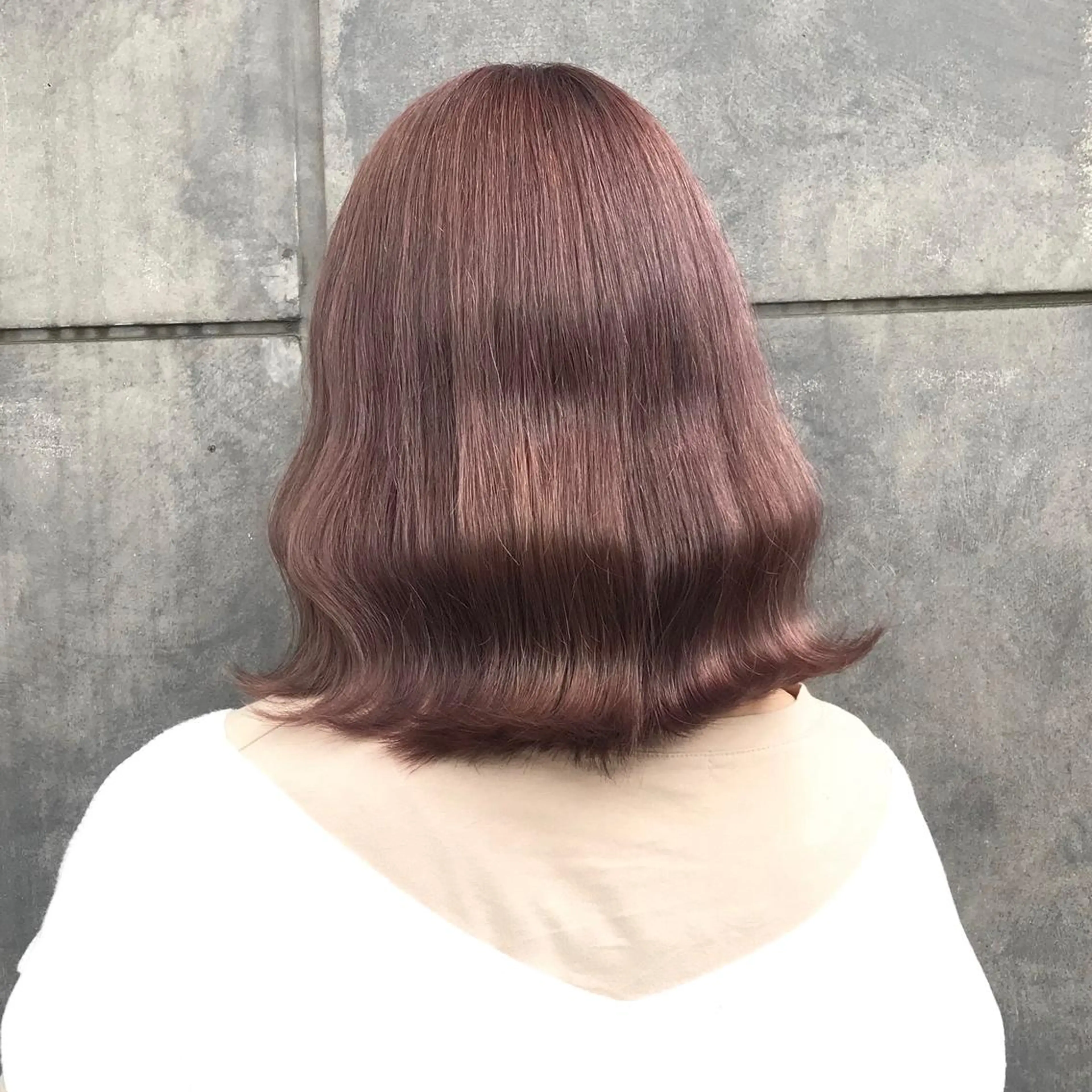 ミディアム カラー ブリーチ グレージュ ピンクカラー タンバルモリ ヨシンモリ K-POP好き美容師 🇰🇷Kai.Yのヘアスタイル