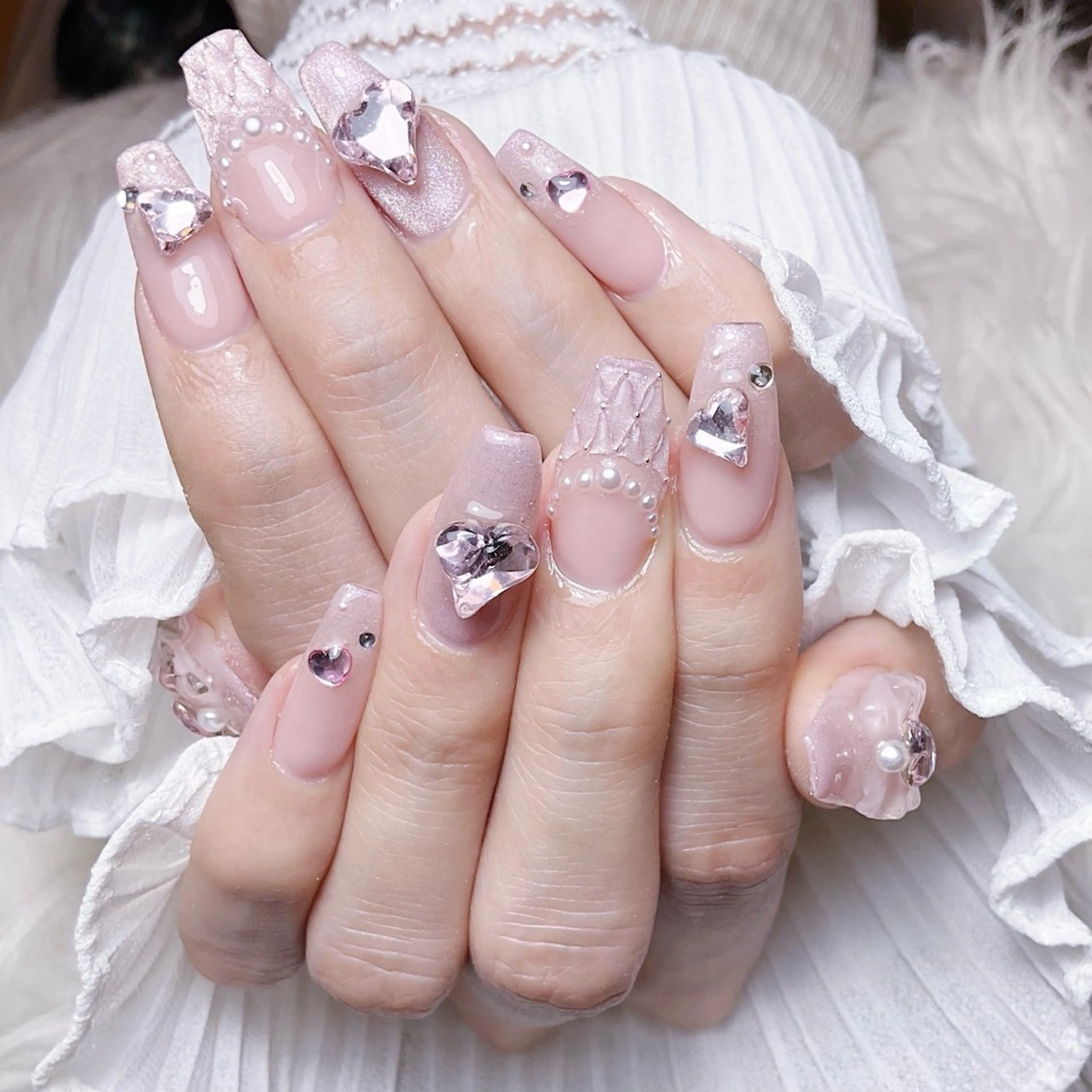 ネイル ハンドネイル 🍭Yun nail hyejin🌸のネイルデザイン
