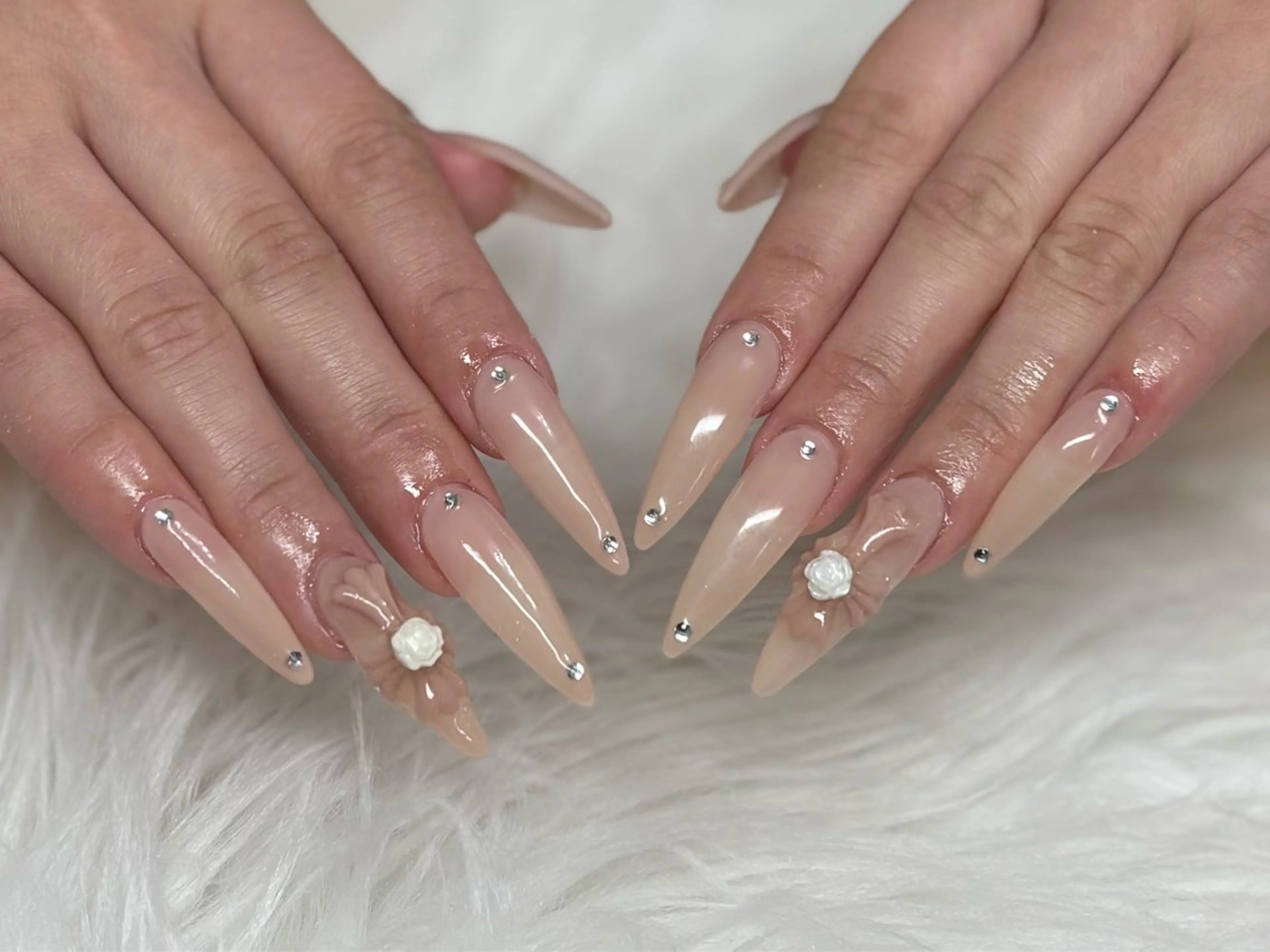 ネイル ハンドネイル ANELA ANNAのネイルデザイン