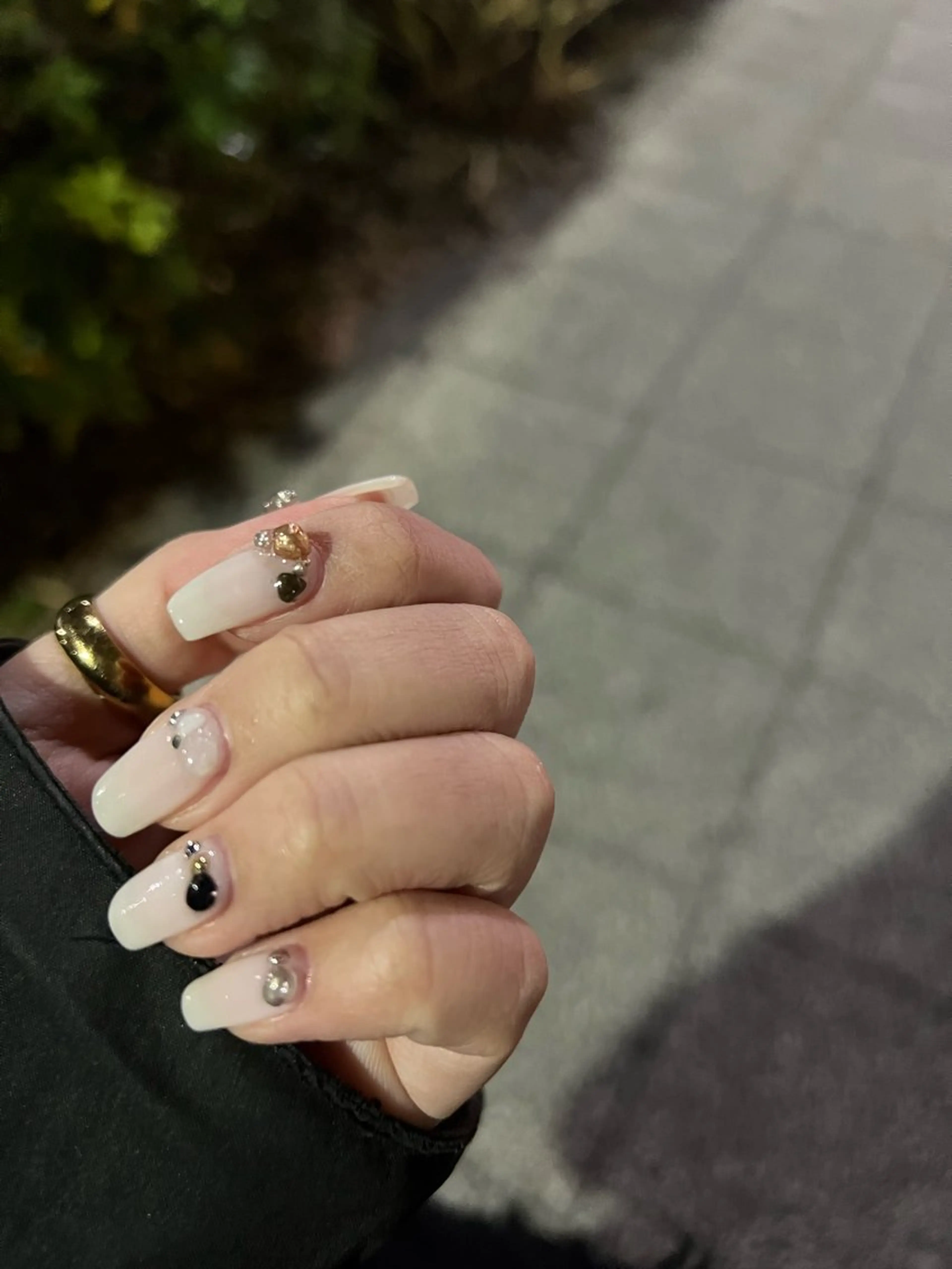 ネイル ジェルネイル マグネットネイル ニュアンスネイル パラジェル シンプルネイル ハンドネイル ハンドケア Bana_ Nailのネイルデザイン