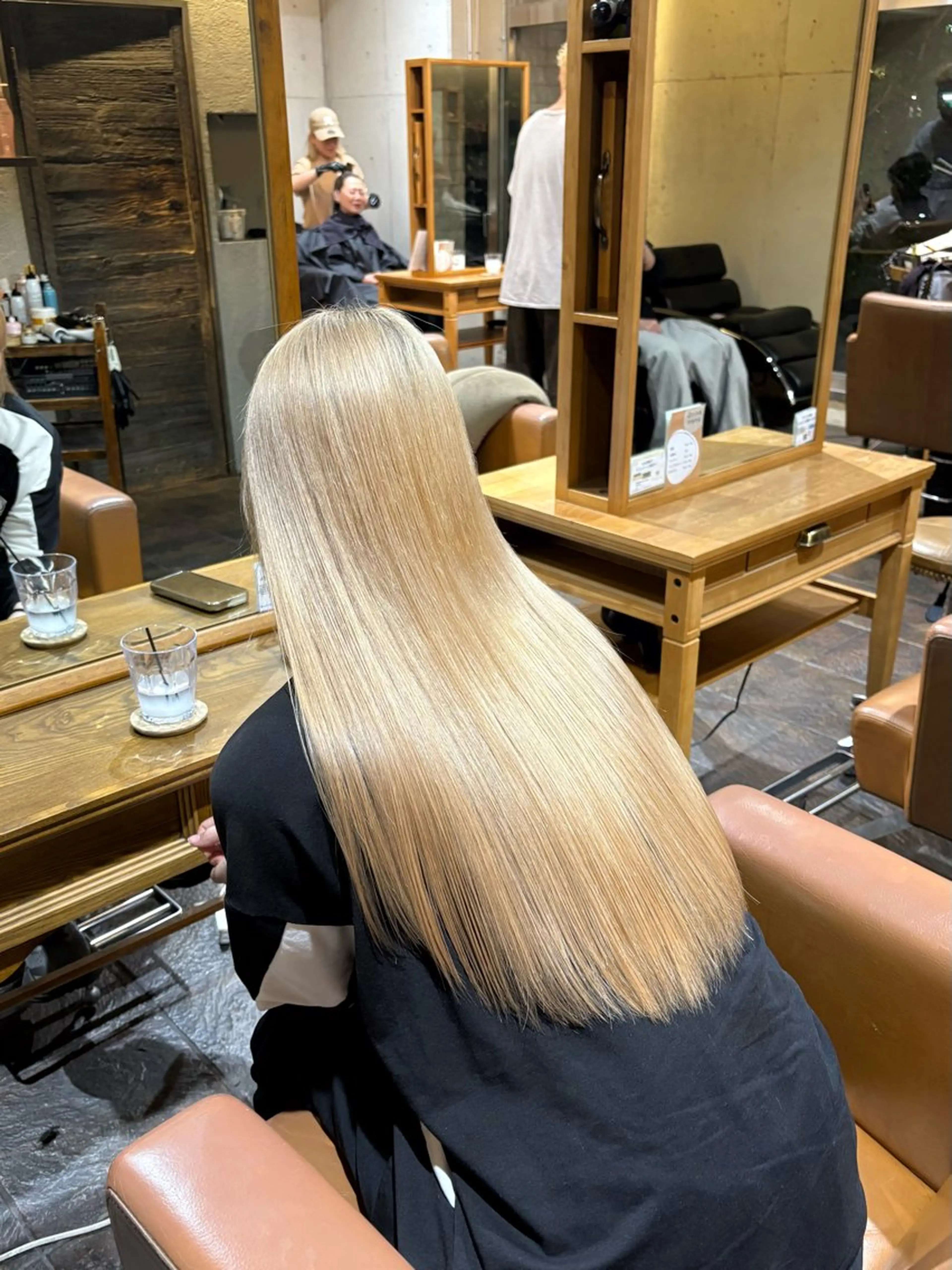 ロング 🌞名駅/ハイトーン / yuu🌞のヘアスタイル