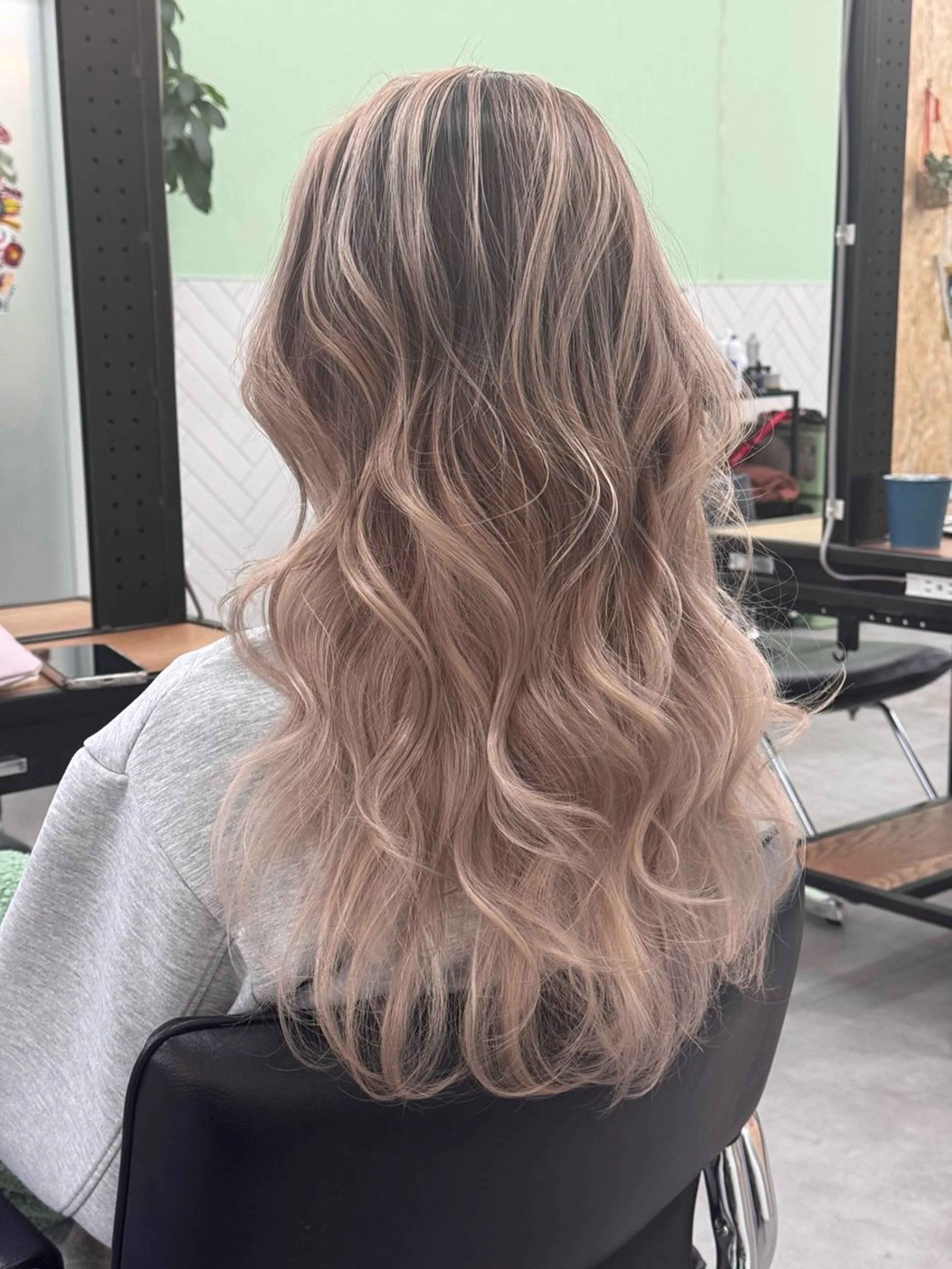 ロング レイヤーカット 千葉　遼のヘアスタイル